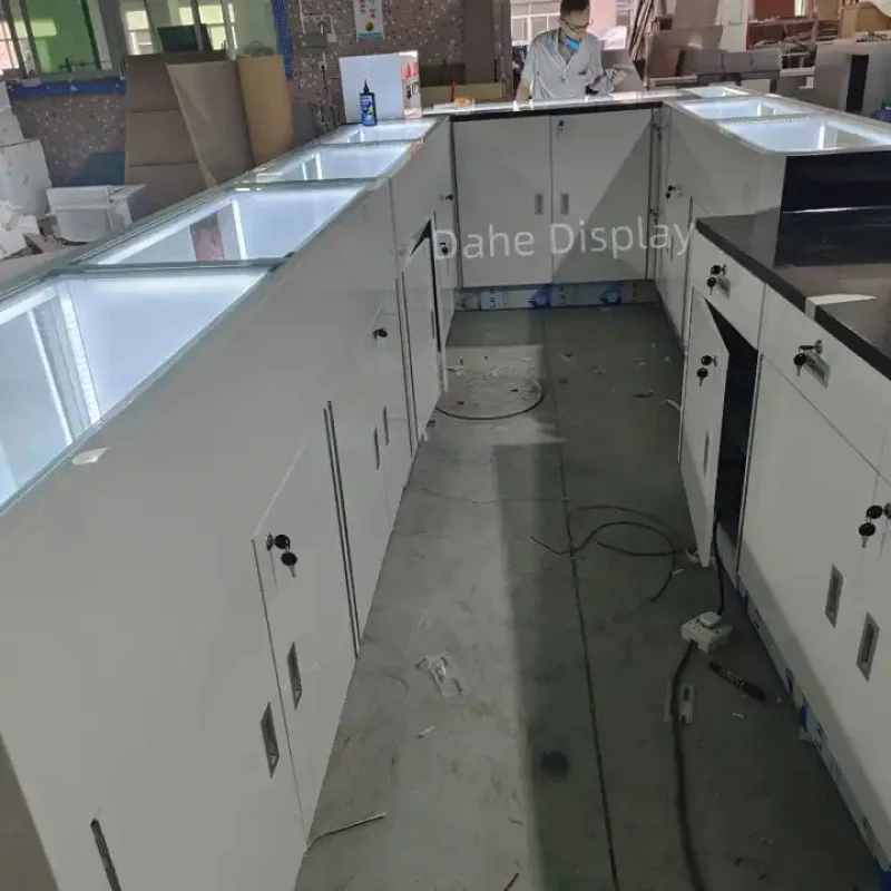 custom.Custom Cell Phone Accessories Display Showcase Mobile Phone Display Cabinet Shopping Mall Phone Cases Kiosk