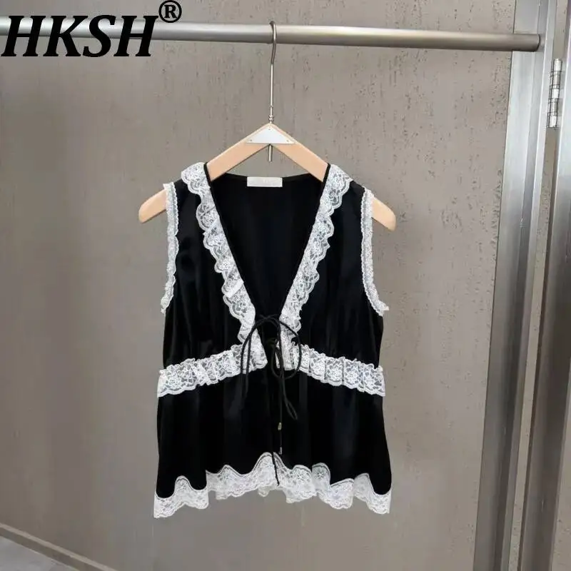 HKSH Women Vest Stylish Sexy Bandage Design Youthful Lace Patchwork V-Neck Slim Fit Elegant Fashion Sleeveless Tank Top HK24902