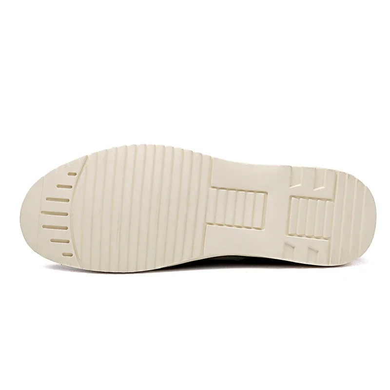 สีทรายยุคกลาง Retro ผู้ชายเกาหลีรุ่น Nubuck หนังสบายๆ Yuantou รองเท้าทํางานหนา soled รองเท้าคอสเพลย์