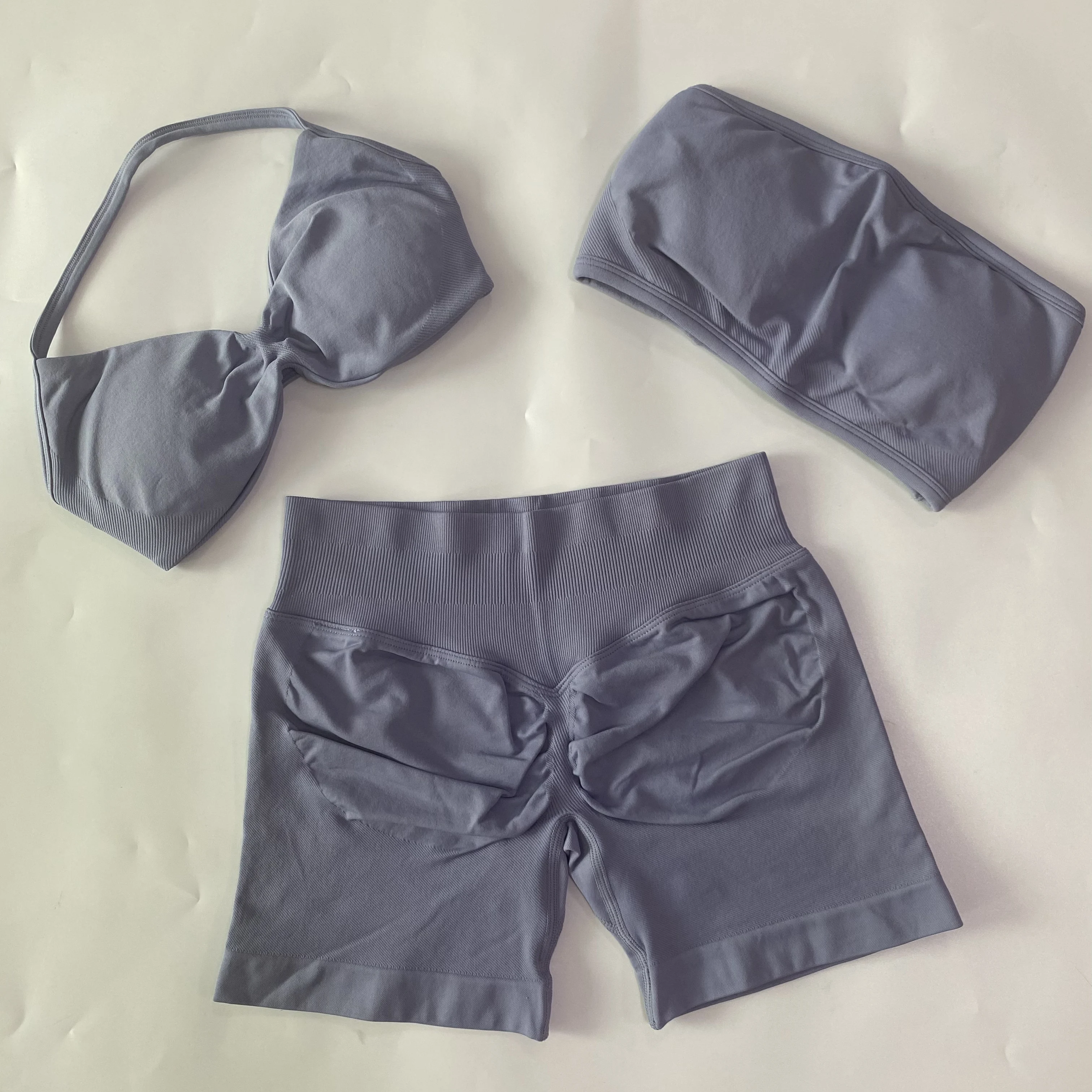 3-teiliges Workout-Set für Damen, rückenfreier Bandeau-Sport-BH mit Trägern, Scrunch-Shorts, Yoga-Kleidung, Sportbekleidung, Outfits, Gym-Set – Detail 12
