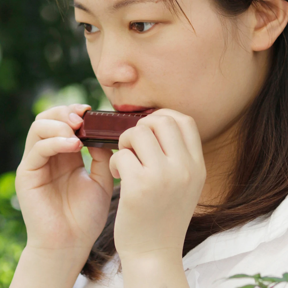 

Blues Harmonica 20 Tone 10 Holes Copper Cover Durable Smooth Tone Stability Design Waterproof Rustproof Portable Harmonica