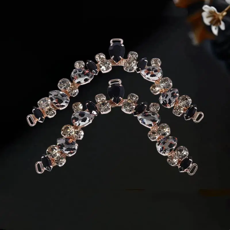 2pcs Acrylic Crystal Sandal Beach Slider Decorate Chain Removable DIY Herringbone Slipper Chain Shoe Flower Ladies