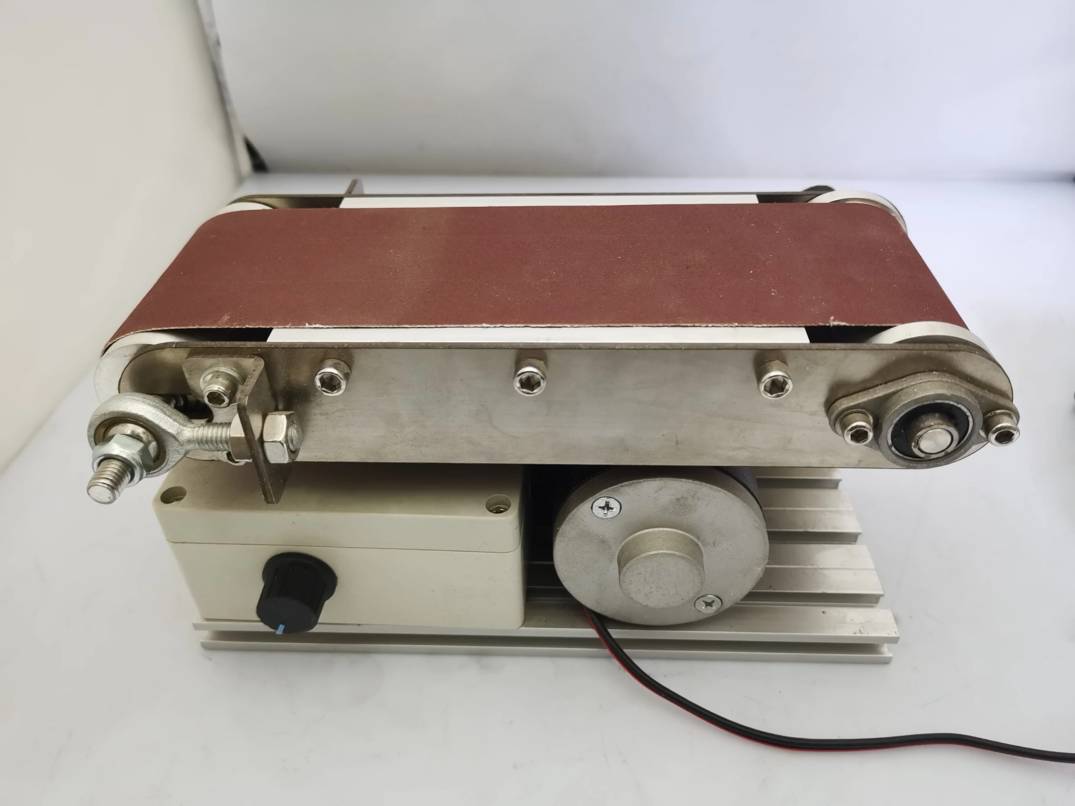 Imagem -02 - Modelo 75 Área de Trabalho Industrial Grau Lixadeira Metal em Miniatura Moedor para Trabalhar Madeira Máquina de Polimento Apontador de Faca Casa Diy