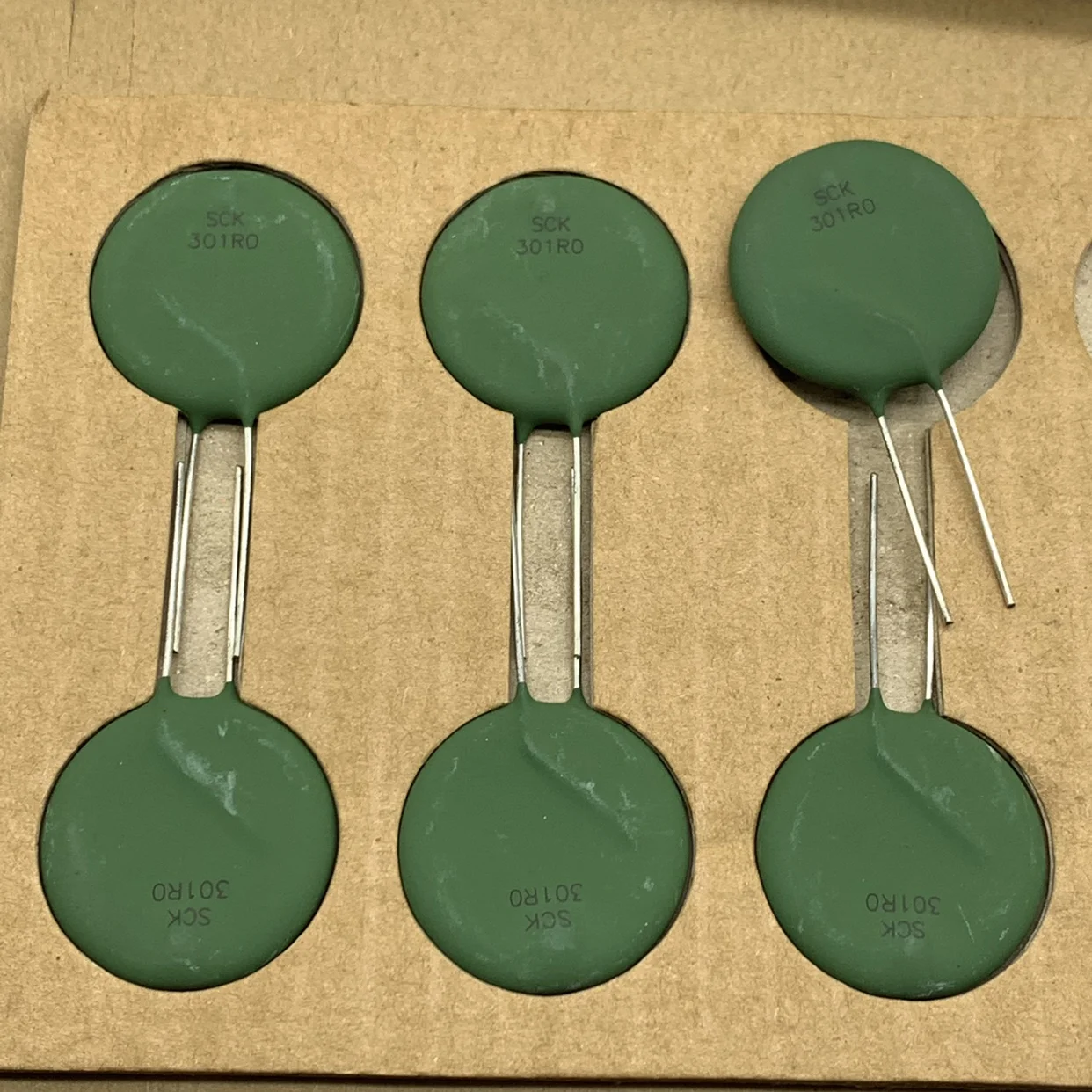2PCS SCK301R0 Thermistor SCK 301R0 NTC 1.0 1R Diameter 35mm 30A TKS