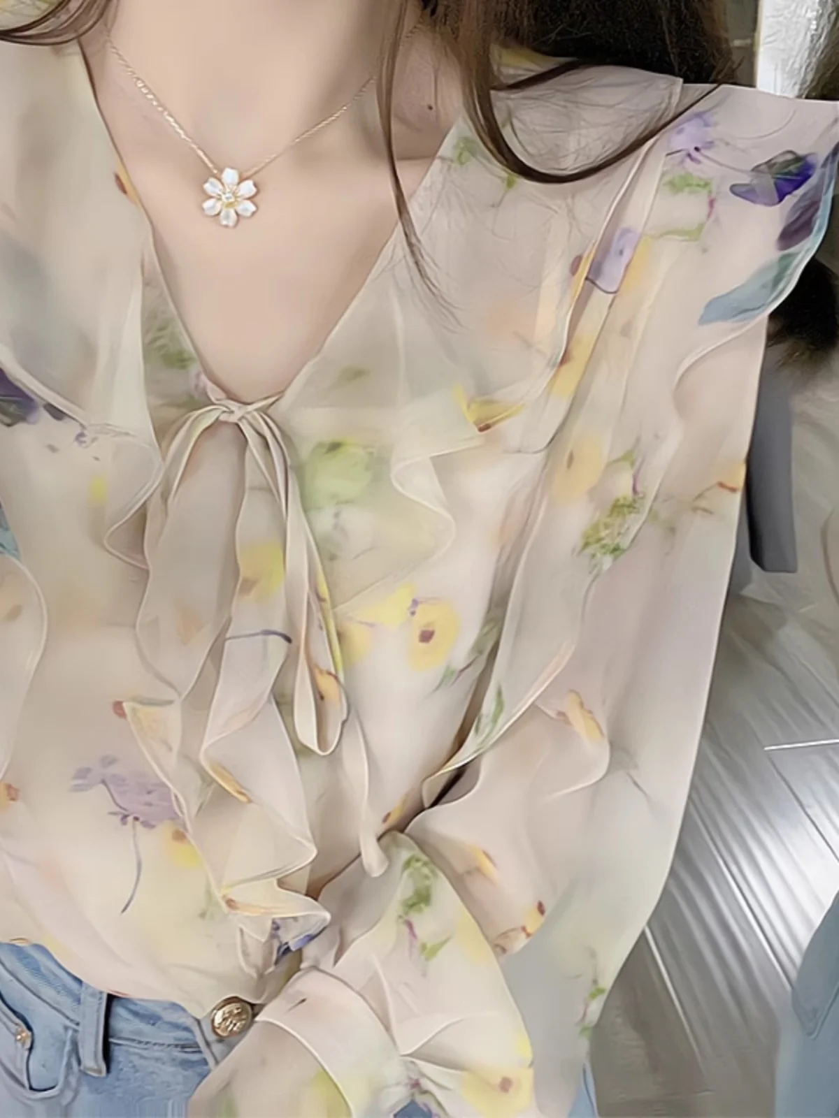 

Ele V-Ne Chiffon irt Women's Gentle Vintage Blouse Chic Design Sensation High-End Feeling Korean Sle Loose Fit Long...