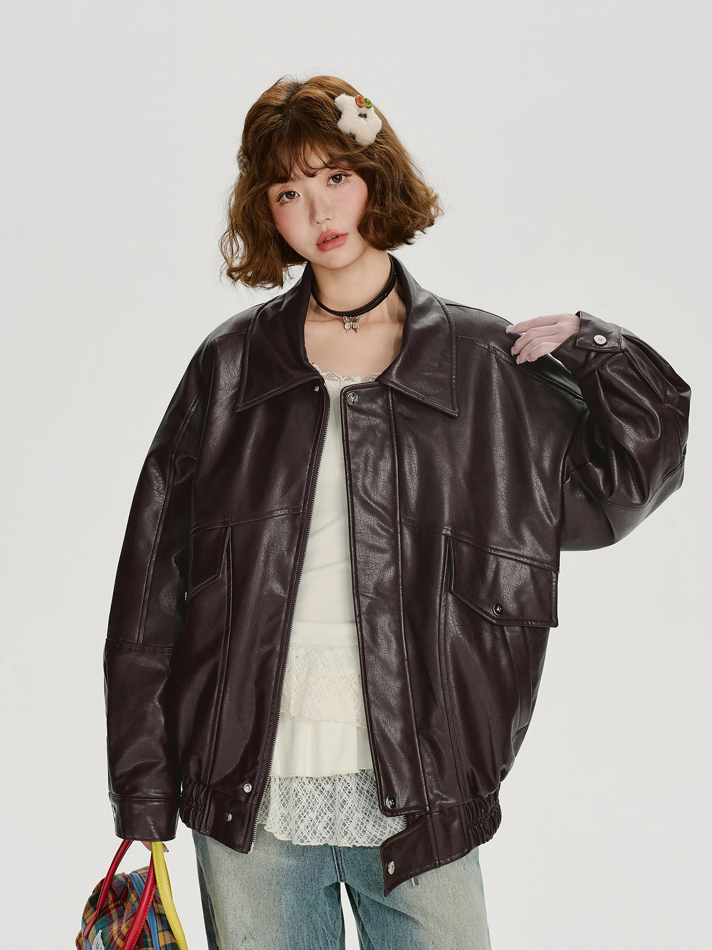 เสื้อแจ็คเก็ตหนังผู้หญิงสไตล์อเมริกันย้อนยุค แต่งปกขนสีน้ำตาล ดีไซน์หลวม ทันสมัย สำหรับฤดูใบไม้ร่วงและฤดูหนาว รุ่นใหม่ล่าสุด