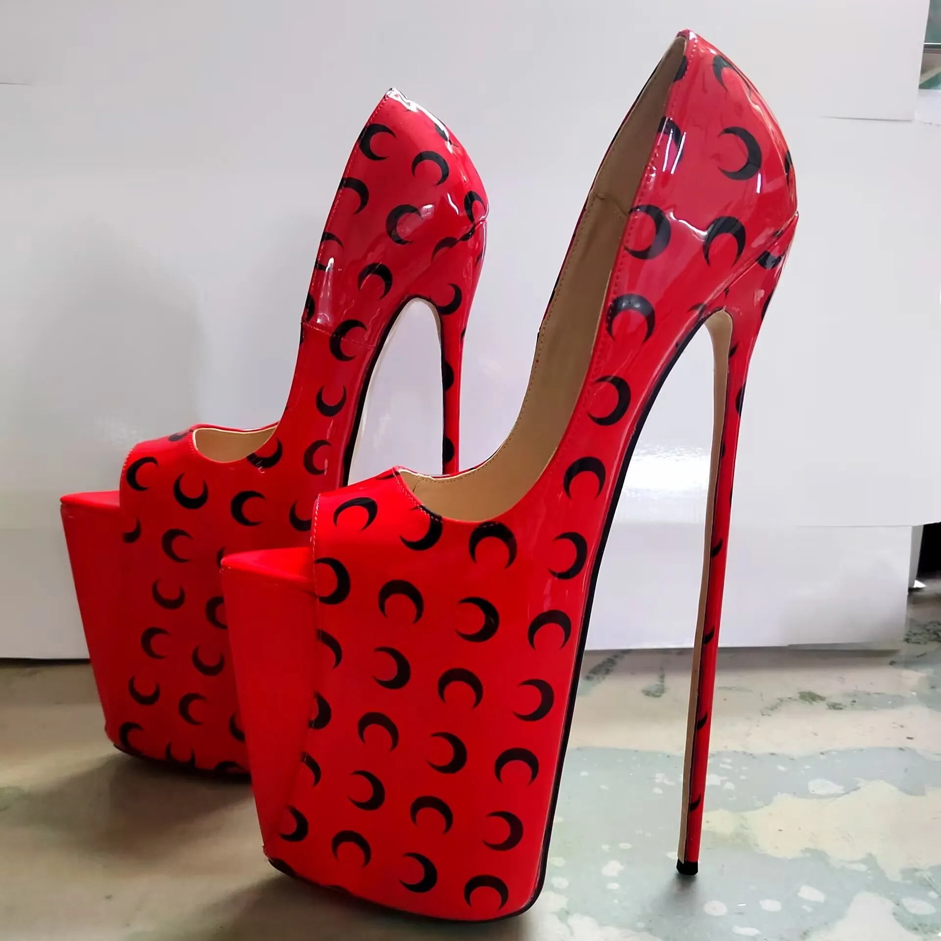 كروسدرسر الخناجر مثير 30 سنتيمتر رقيقة جدا عالية الكعب أشار تو أحذية امرأة مضخات مقاومة للماء Zapatos حجم 37-50