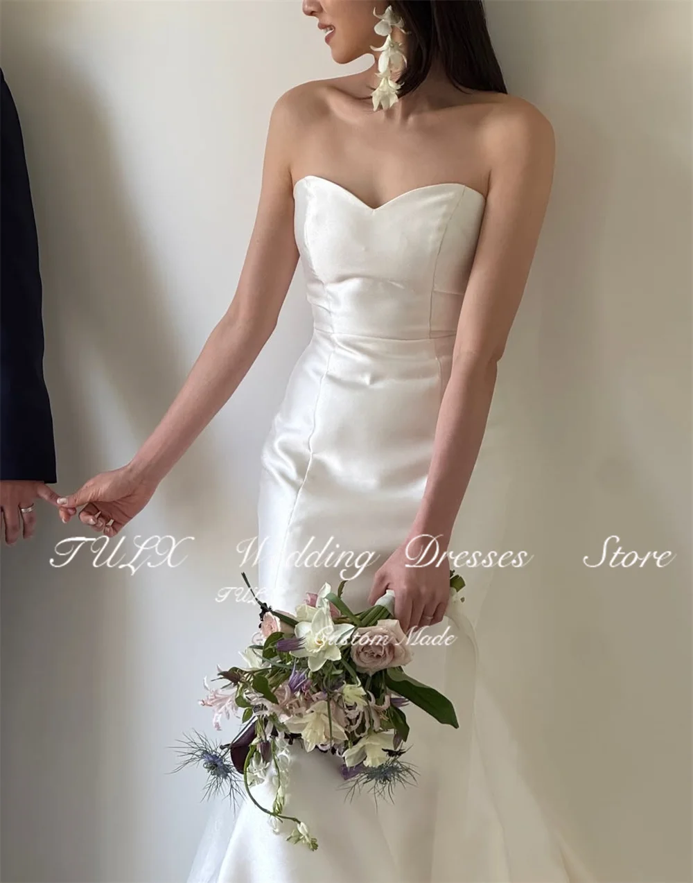 TULX Simple A-line White Wedding Dresses Korea Photo Shoot Off the Shoulder Satin Long Bridal Gown Corset Customized 웨딩드레스