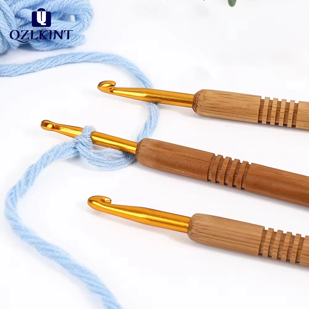 

9pcs/Set Bamboo-Handled Crochet Hooks - DIY Hand-Knitting Tools for Sweaters, Single-Ended Carbonized Sweater Needles