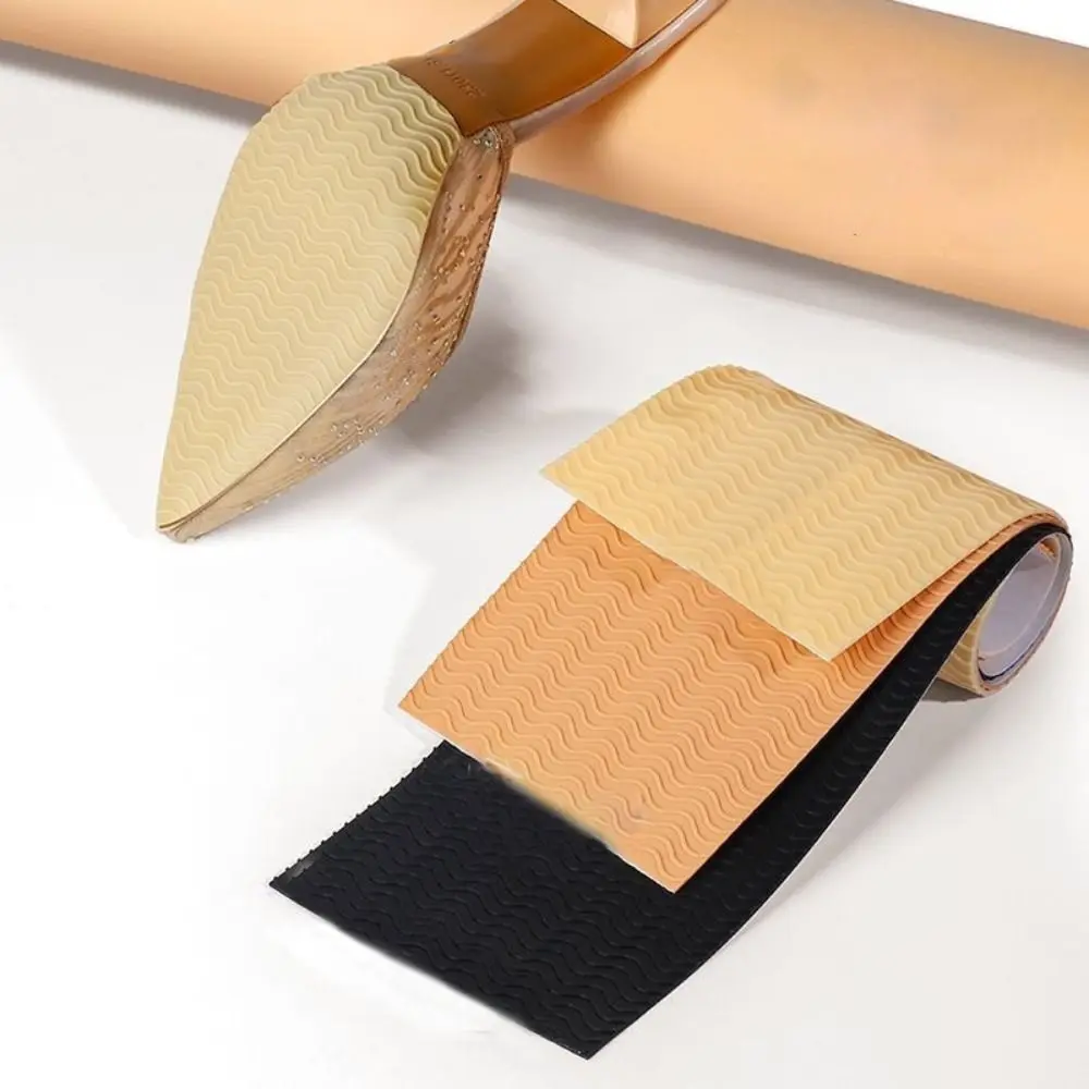 نعل مطاطي نعال الحذاء ملصقات مضادة للانزلاق ذاتية اللصق مضادة للانزلاق منصات القدم غير قابلة للانزلاق ممتصة للصدمات ومقاومة للاهتراء
