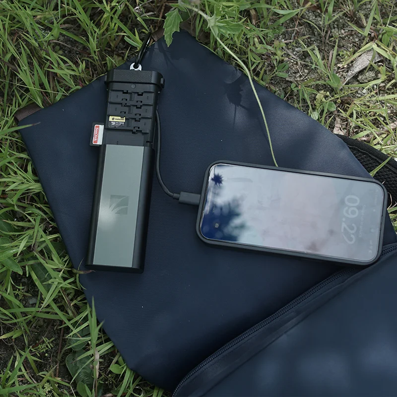 Freewell Portable Duo Reader Ultimativer SD TF- und Micro-SD-Kartenleser und Halter für professionelle Fotografen und Videografen – Detail 6