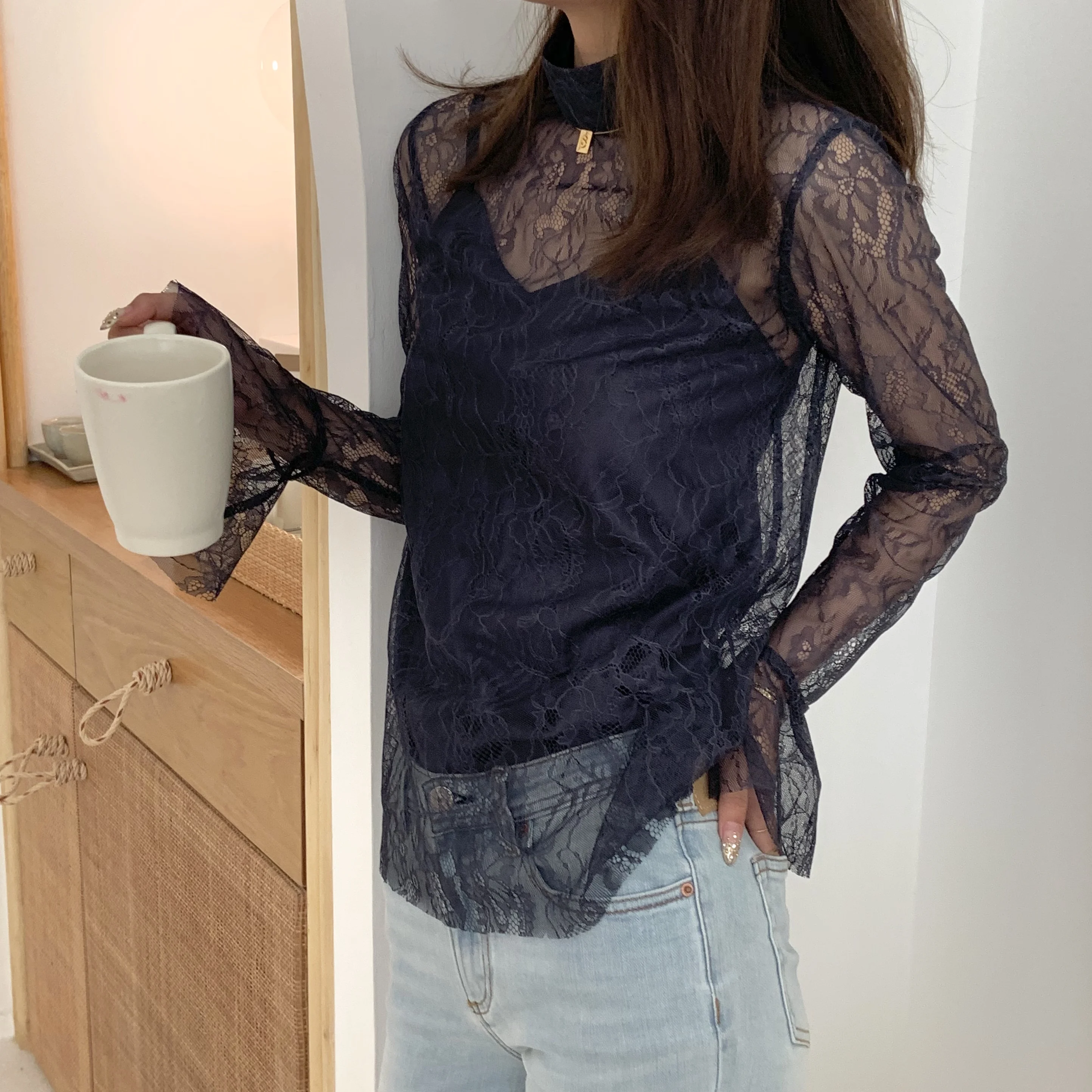 

Коллекция Blue: Сексуальный кружевной комплект из двух предметов с длинными рукавами, воротником-стойкой, универсальный, для повседневной носки, на молнии, с вырезами.