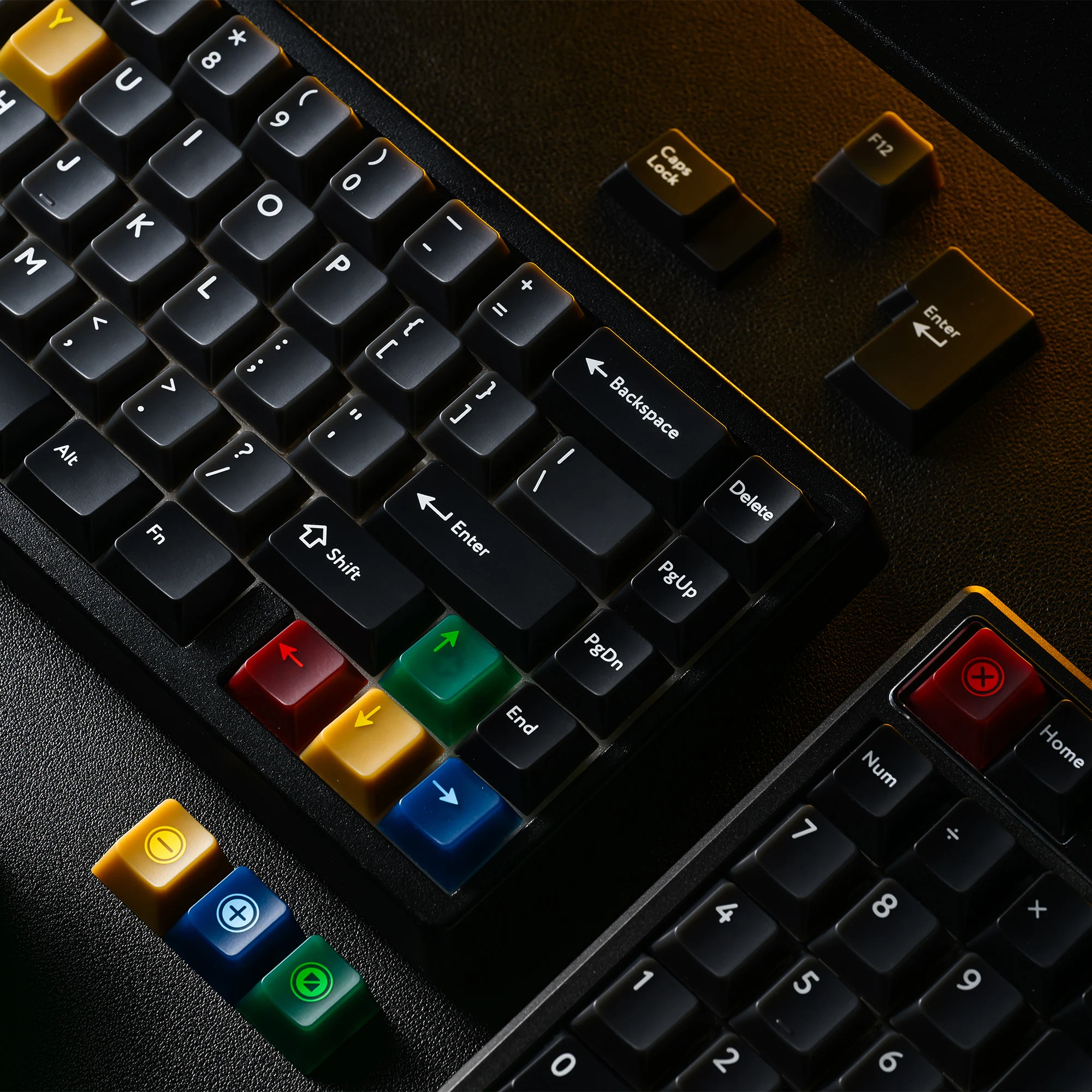 

Колпачки для клавиш XVX Black Jade Cherry Profile PBT, полный набор (142 клавиш), полупрозрачные колпачки для клавиш