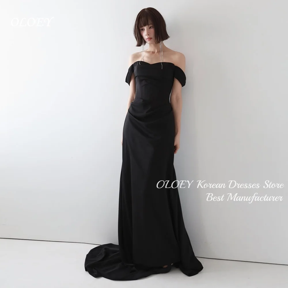 OLOEY Minimalist Korean Black Evening Gown Off-Shoulder Draped Bodice Satin Sheath Silhouette Floor Length Formal Party Dress
