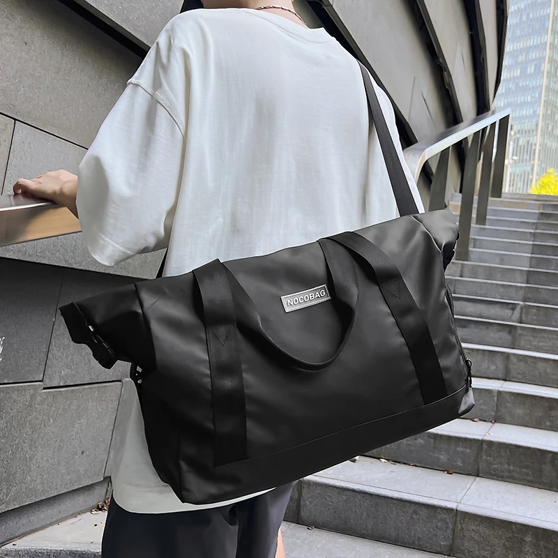 Sports Fitness Bag Lightweight Handbag Luggage Women\'s Large Storage Bag Couple Short-distance Travel Bag Messenger Bag