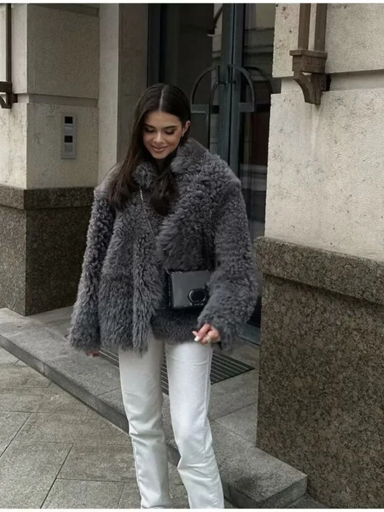 Chaqueta de mujer Otoño Invierno abrigo de lana de piel suelta de lujo de manga larga de cintura alta abrigo elegante para mujer prendas de vestir para mujer
