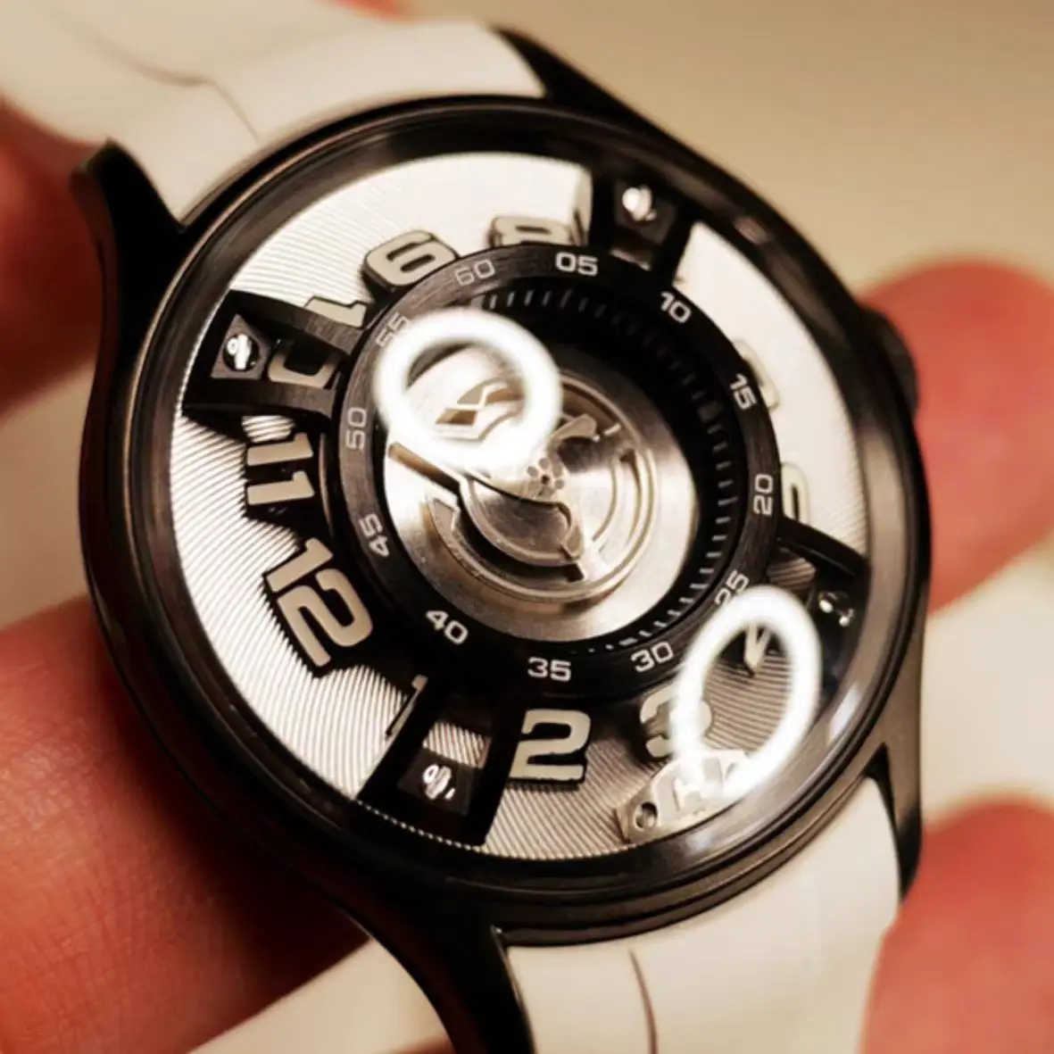 OBLVLO Men Automatic Watch Fashion 42mm Mechanical Wristwatch Sapphire Mirror Waterproof Luminous Rotatable Flywheel Dial Miyota