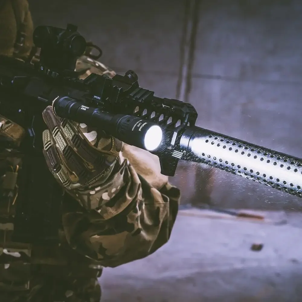 Weltool W65D 2050 Lumens Weaponlight Flashlight with Battery