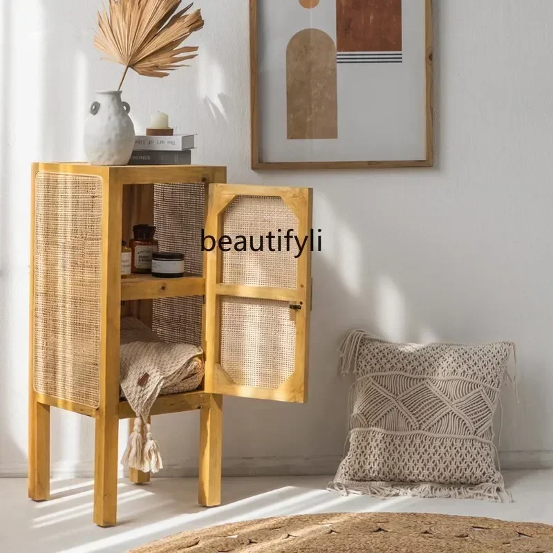 Comodino moderno e minimalista in legno massello Armadietto portaoggetti per camera da letto con tavolino creativo in rattan nordico