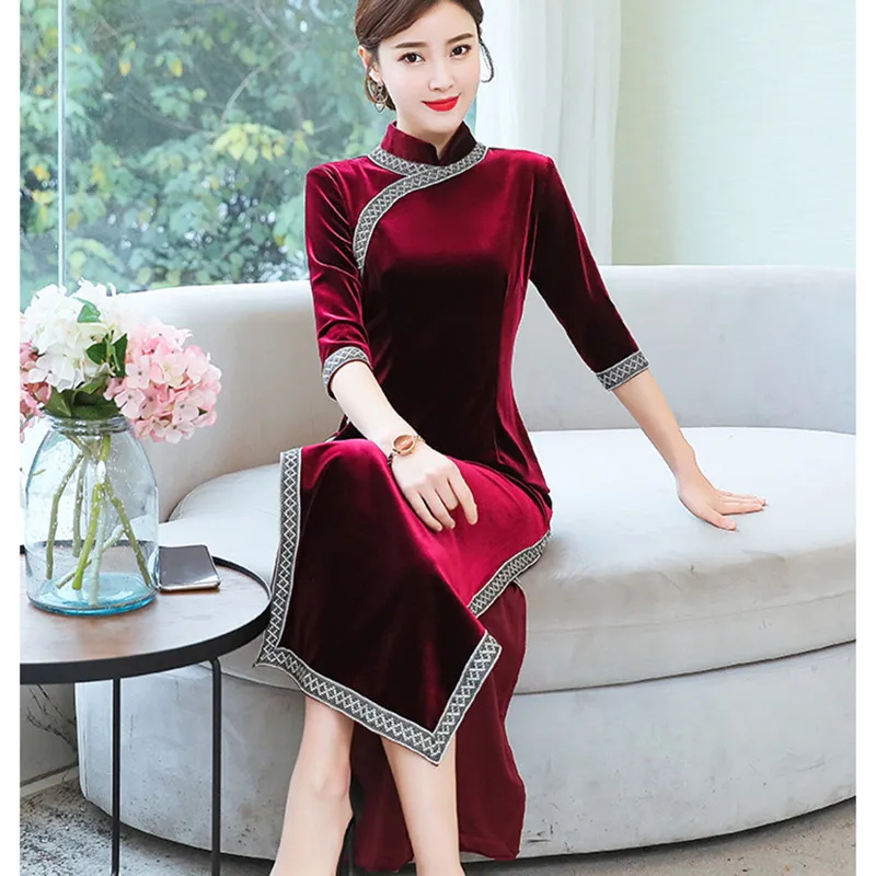 

Gold velvet cheongsam dress catwalk long cheongsam women vestidos slim Chinese cheongsam daily improved cheongsam dress 2024