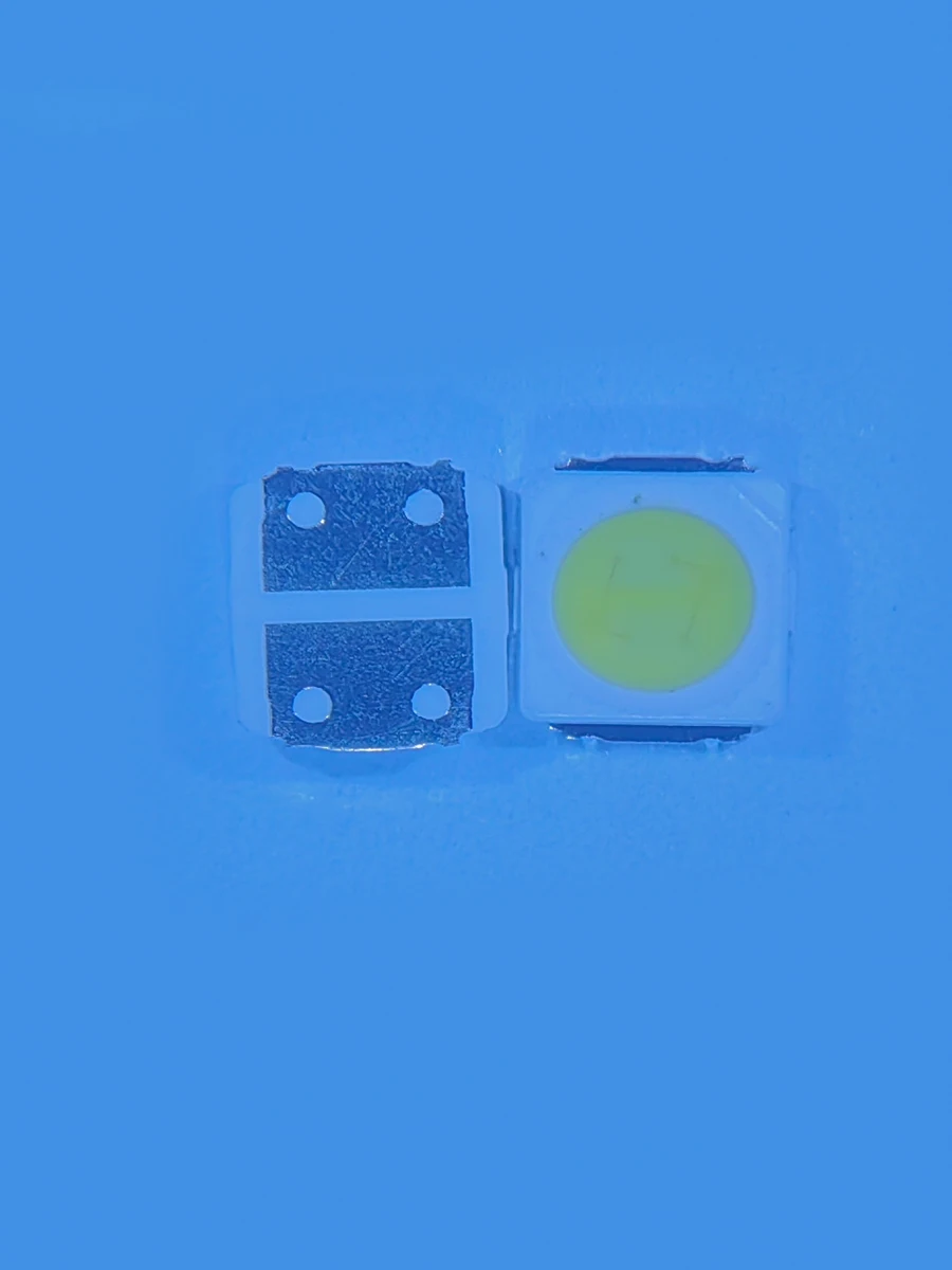 100 sztuk/partia SMD LED 3030 3V 1.8W Zimna Biel Dużej Mocy Do Podświetlenia Telewizorów 3.0*3.0*0.6 — zdjęcie 2