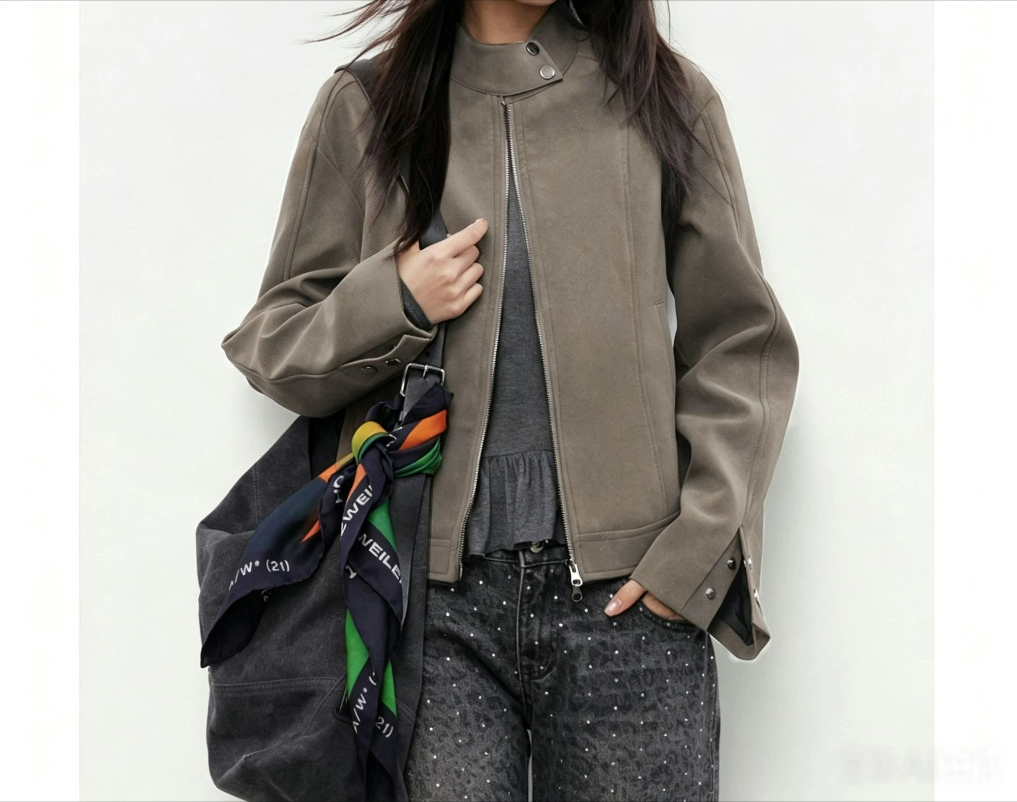 

Retro Stand-up Collar Slim Leather Jacketn 2026 Spring and Autumn Thin Versatile Short Simple Leather Jacket for Women