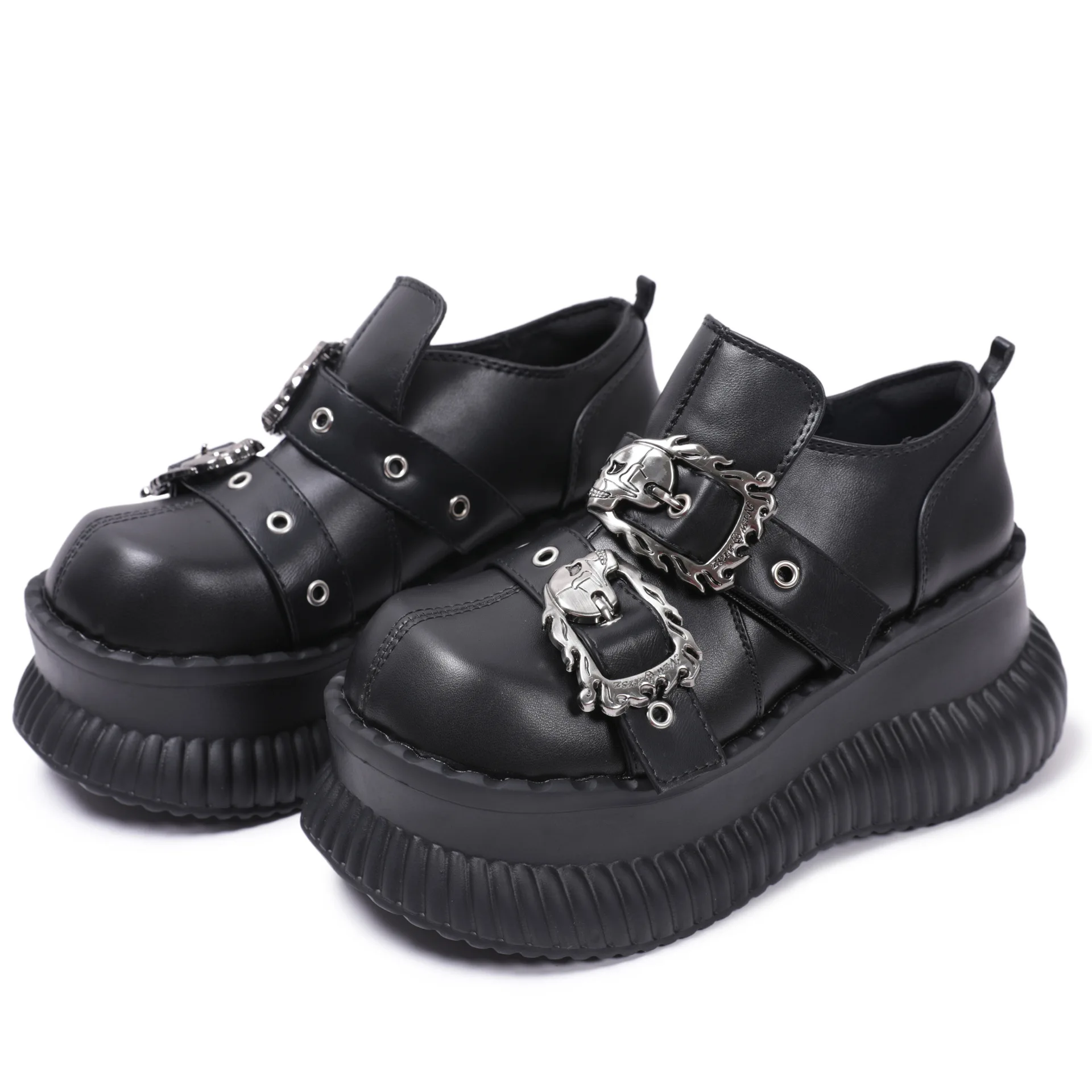 

Dark Punk Skull Small Leather 2025 Spring New Niche Spice Women Muffin Round Head Single Sneakers Platform Shoes