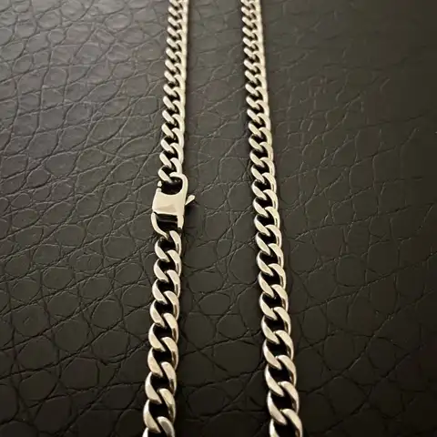 Pure Titanium Necklace 5.5mm Wide Cuban Chain Anti Allergy Hip Hop Trend Birthday Gift Versatile Accessories for Men and Women