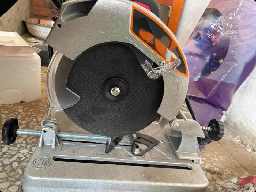 

Mini 220V Tabletop Cutting Machine, Compact Cutter for Wood & Metal in DIY Home Projects