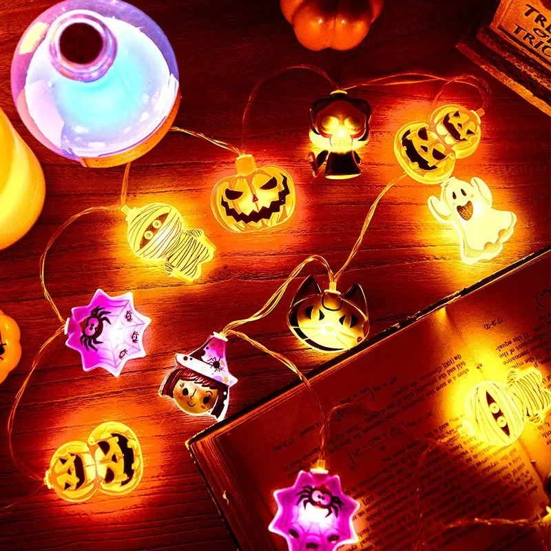 Halloween LED String Lights With Ghost Witch Cat Pumpkin Spider Web Skeleton Mummy Pirate Shape Indoor Decoration Night Light