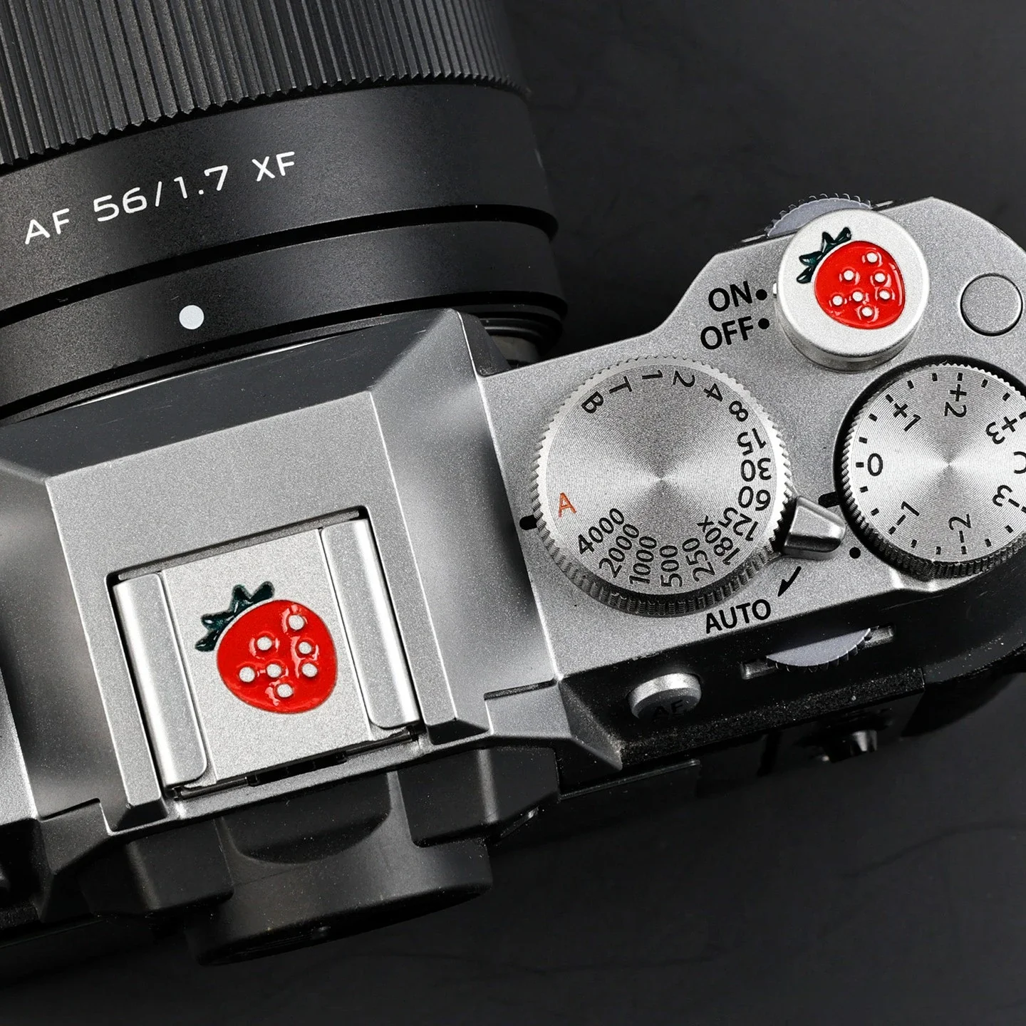Image of Metall-Kamera-Blitzschuhabdeckung passend für Fujifilm XT2 XT3 XT10 XT20 XT50 X100V X100VI XT30II XT30III mit Gewindeknopf-Set