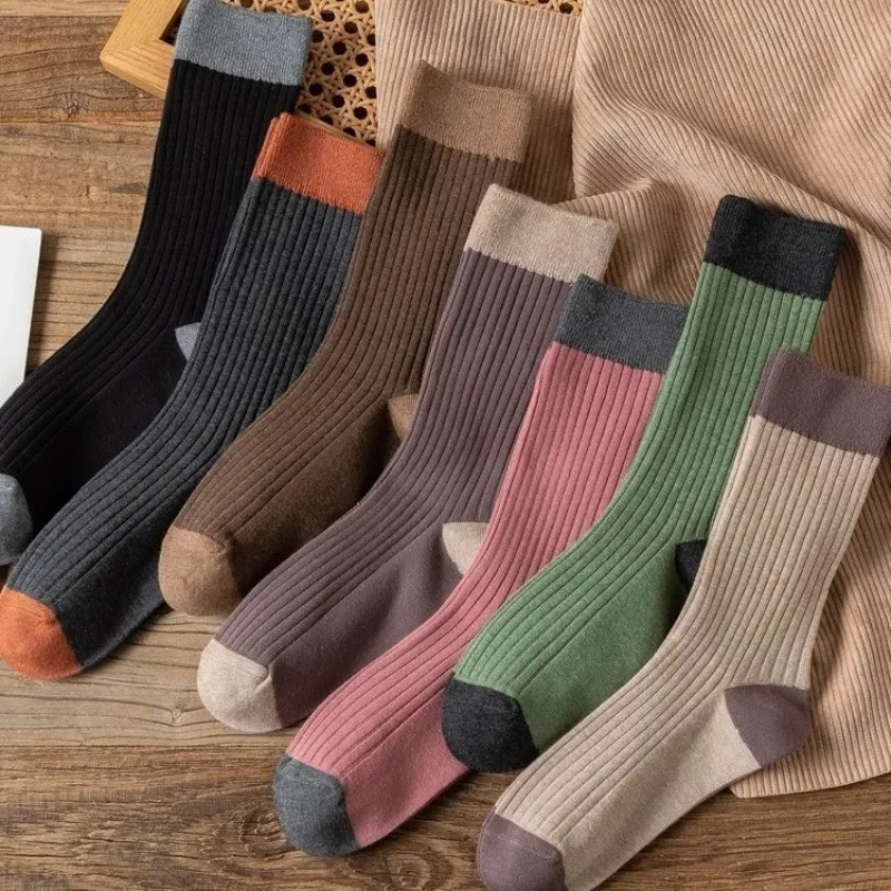 7 أزواج من الجوارب المتوسطة للربيع والخريف الجديدة الدافئة والمريحة، جوارب طويلة عصرية ومتعددة الاستخدامات للنساء ذات أنبوب عالي
