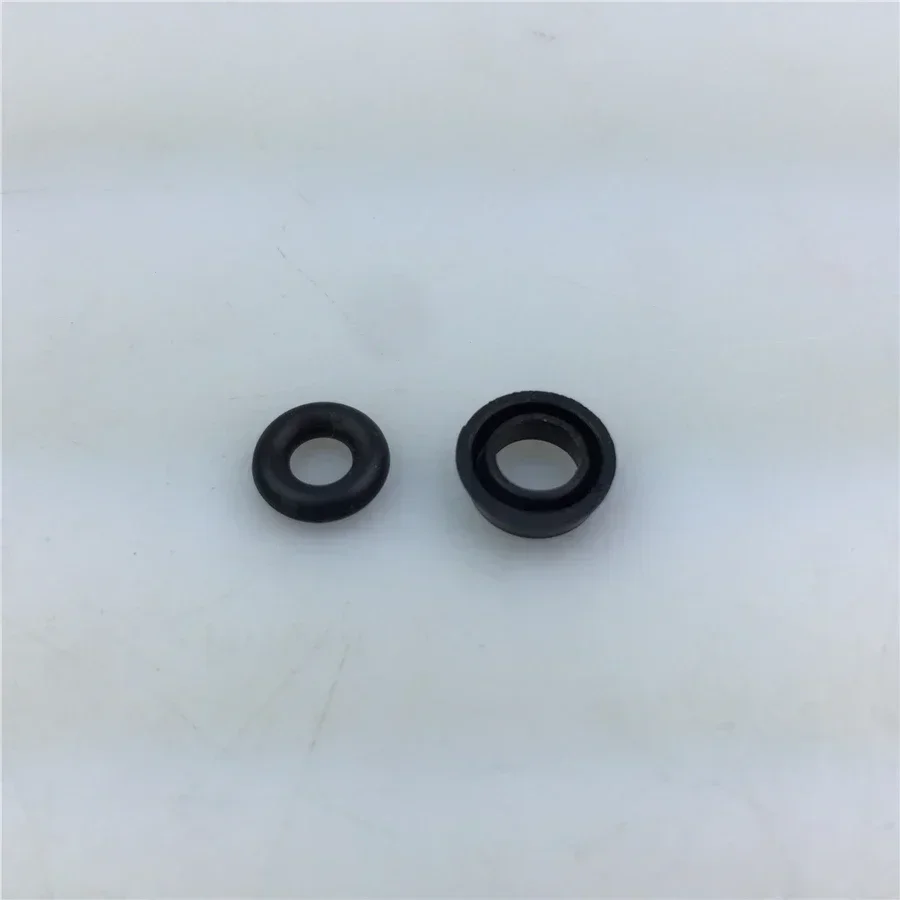 Motorcycle brake oil disc ring seal fixes the gesture universal