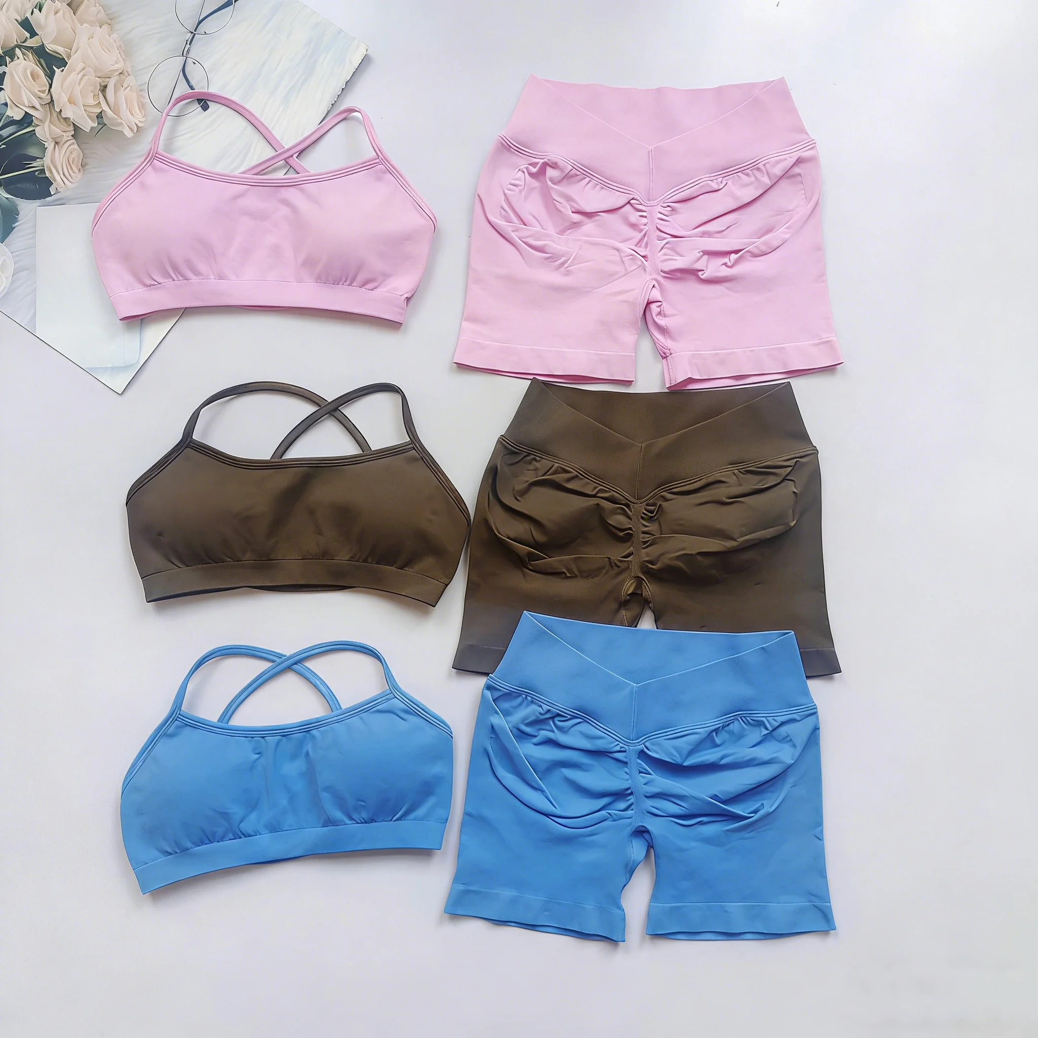 Seamless Yoga Sports Set for Women, V-Shaped High-Waisted Butt-Lifting Fitness Shorts, Shock-Proof Push-Up Sports Bra