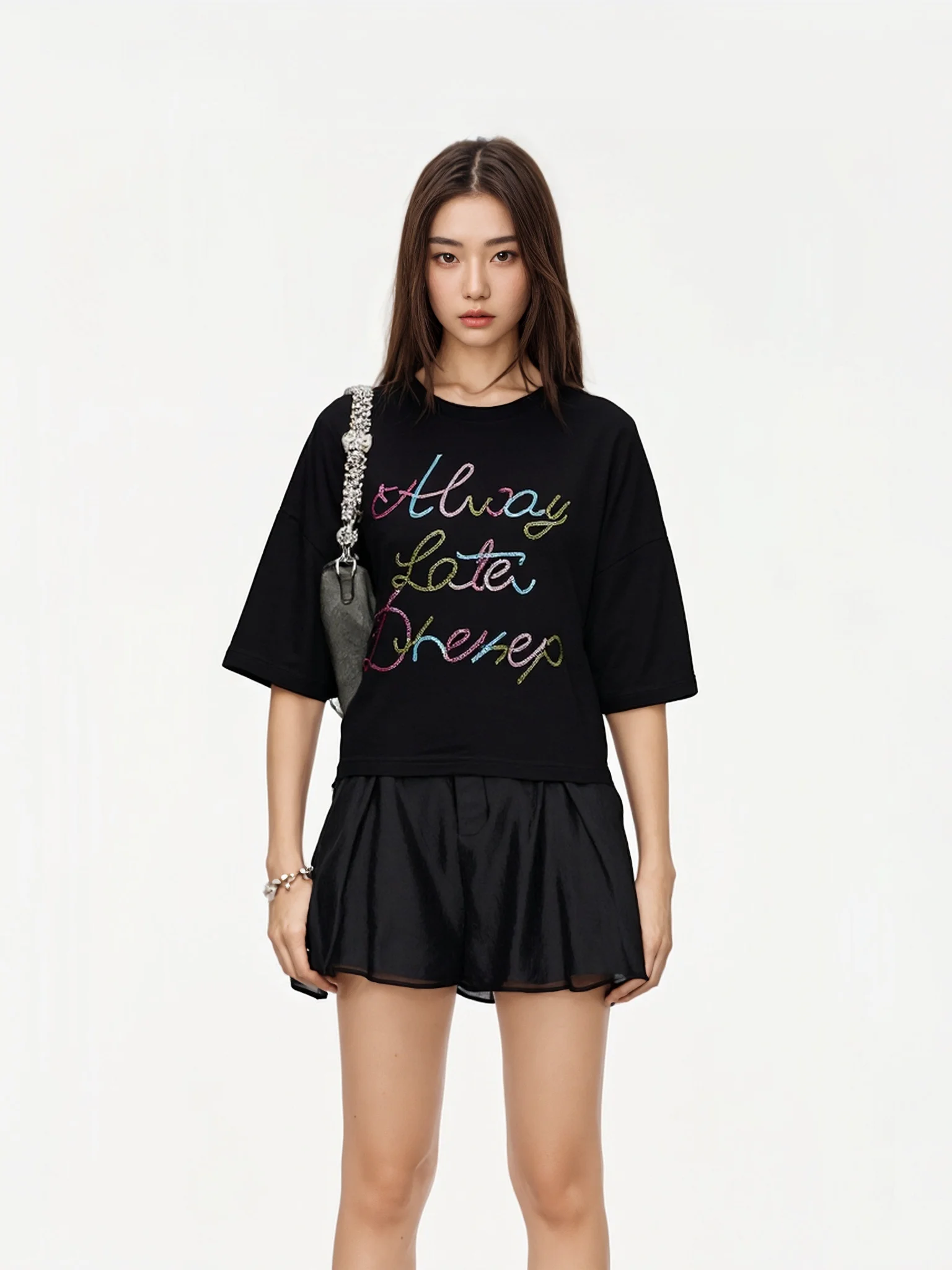 

Summer New BW 2026 Letter Rhinestone round Ne oulder Bared ort Sve T irt Women ort Casual Bla Cotton Blend