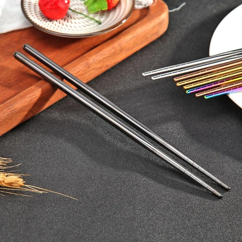 Imagen 7: 1 par de palillos de acero inoxidable, palitos de comida antideslizantes portátiles, vajilla, palillos chinos de 23cm, vajilla, herramientas de cocina