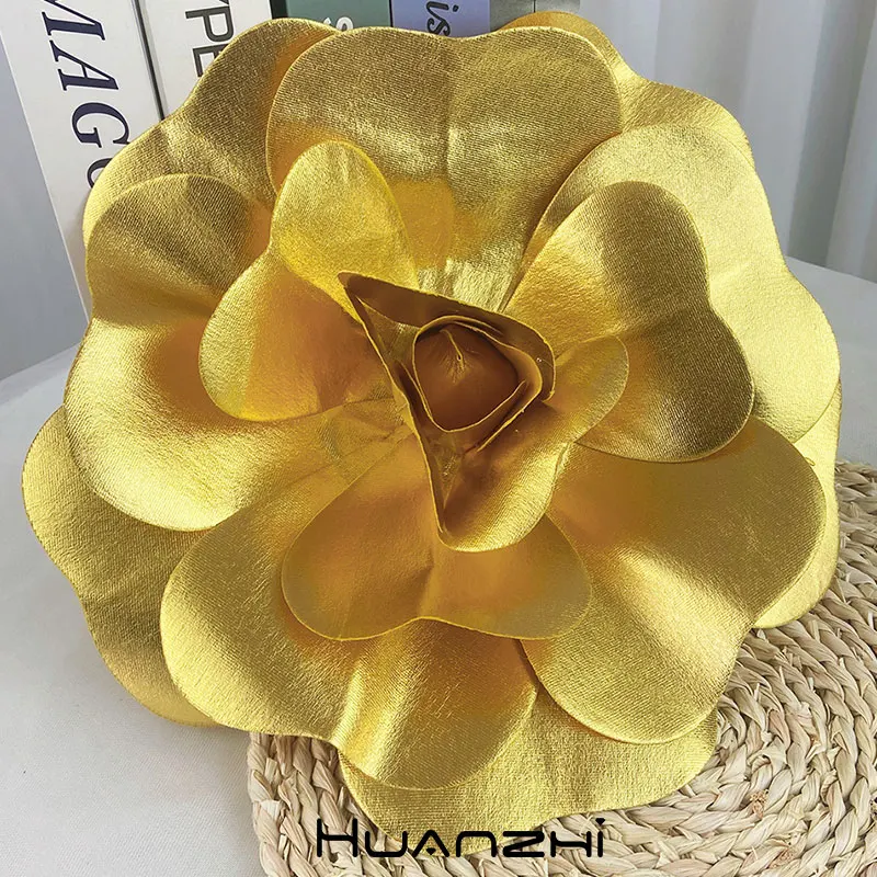 20CM Exaggeration Big Flowers Brooch Golden Cyberpunk Silvery for Women HUANZHI 2024 NEW Wedding Badge Charm Pin