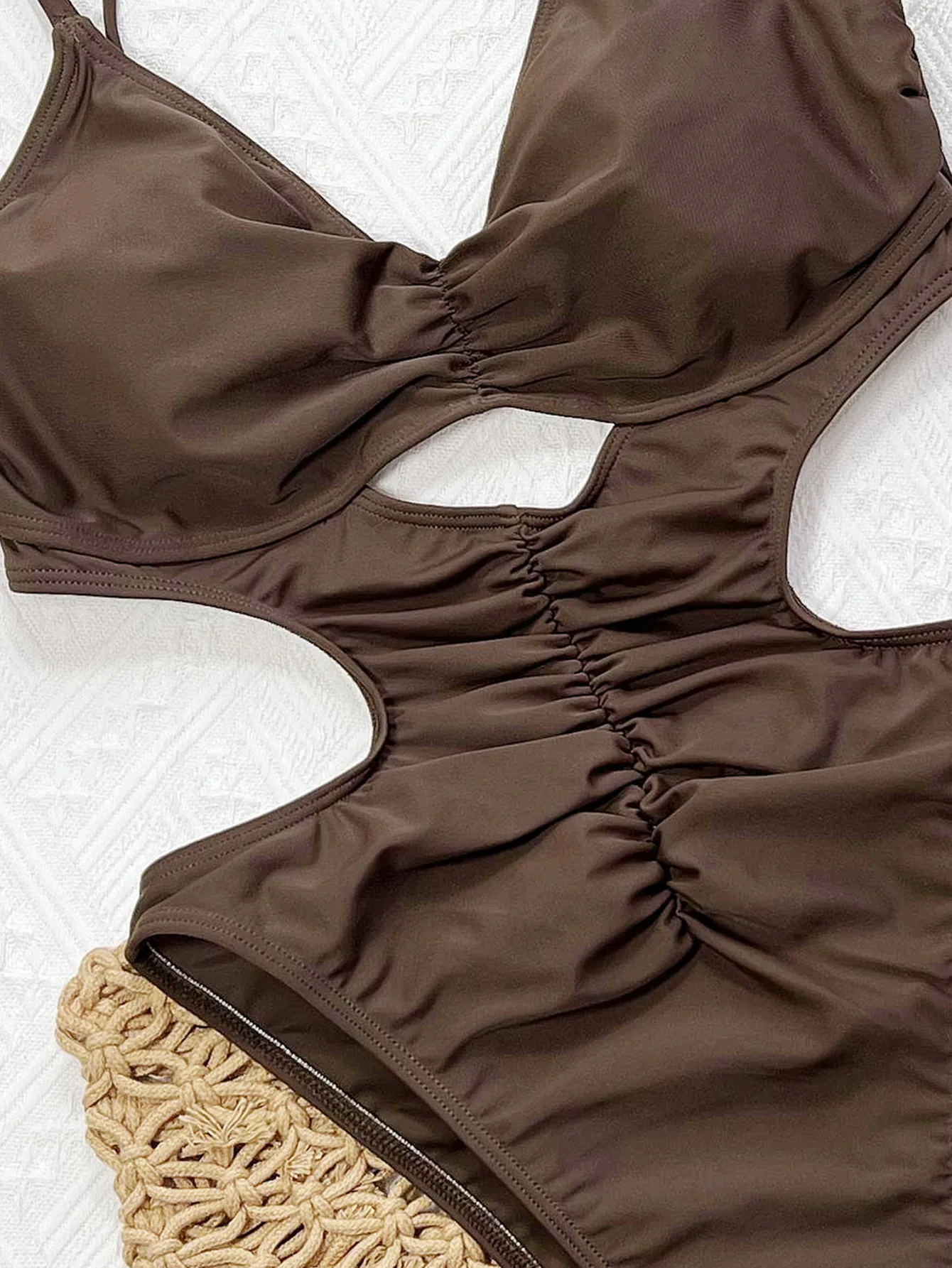 Bikinis calados de café sexy, trajes de baño arrugados de una pieza, monos, traje de baño sin espalda, monokini de playa para mujer, ropa de playa