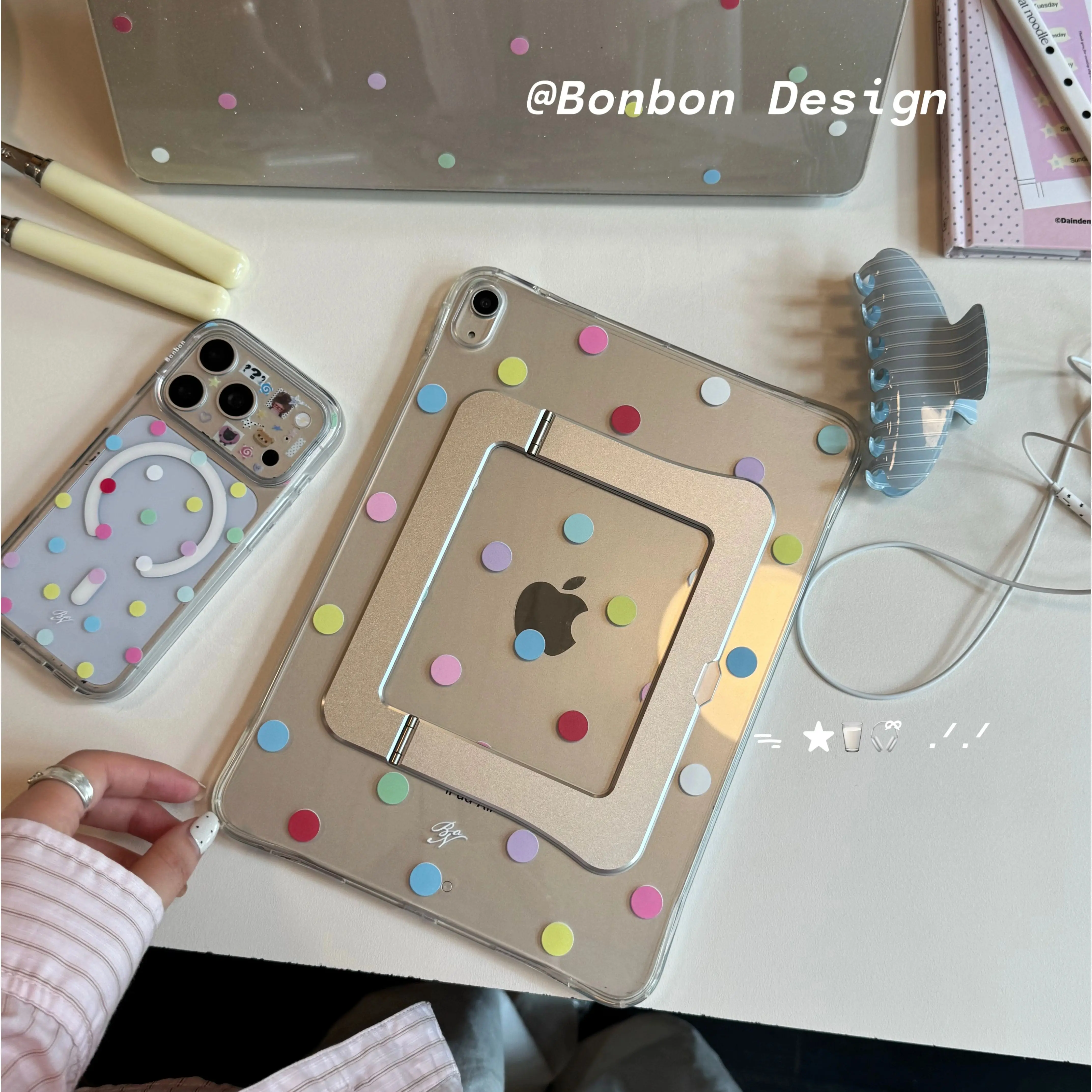 Ipad Cover Folio - Kolorowa, w kropki, akrylowa obudowa na