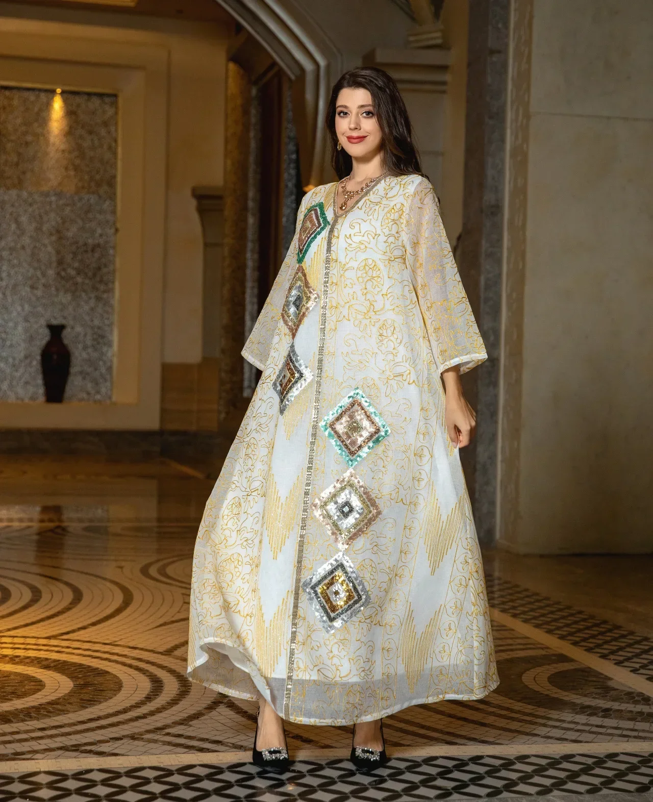 Middle Eastern Dubai Kaftan Sequins Indian Dresses Prom Abaya White Chiffon Pullover Embroidered Dress Muslim Dinner Robe