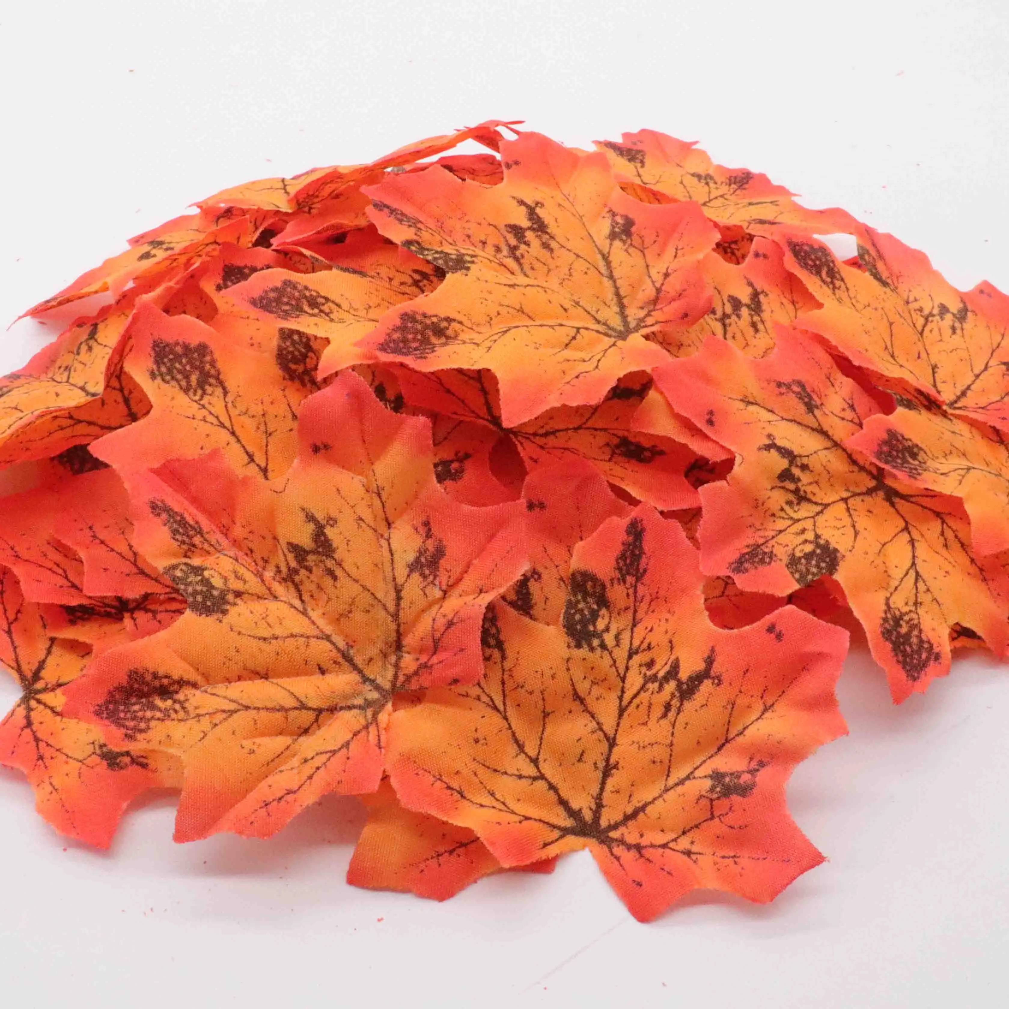 Top Sale Orange/Green/Yellow 50pcs/set Artificial Maple Leaf Garland Silk Autumn Fall Leaves for Wedding Garden Decor