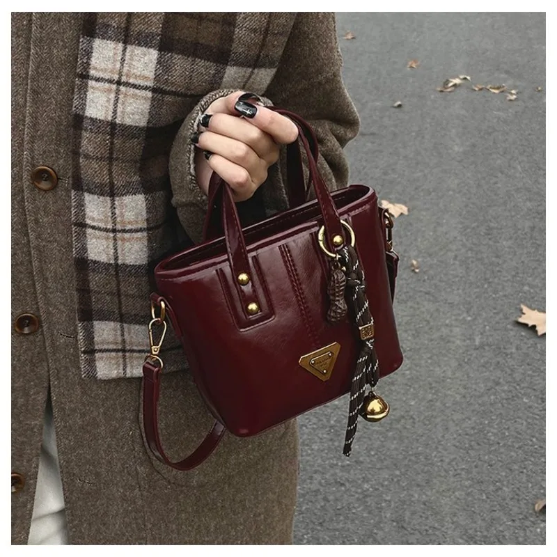 

Stylish Crossbody Bag For Women Discover New Places With Your Belongings Secure And Close