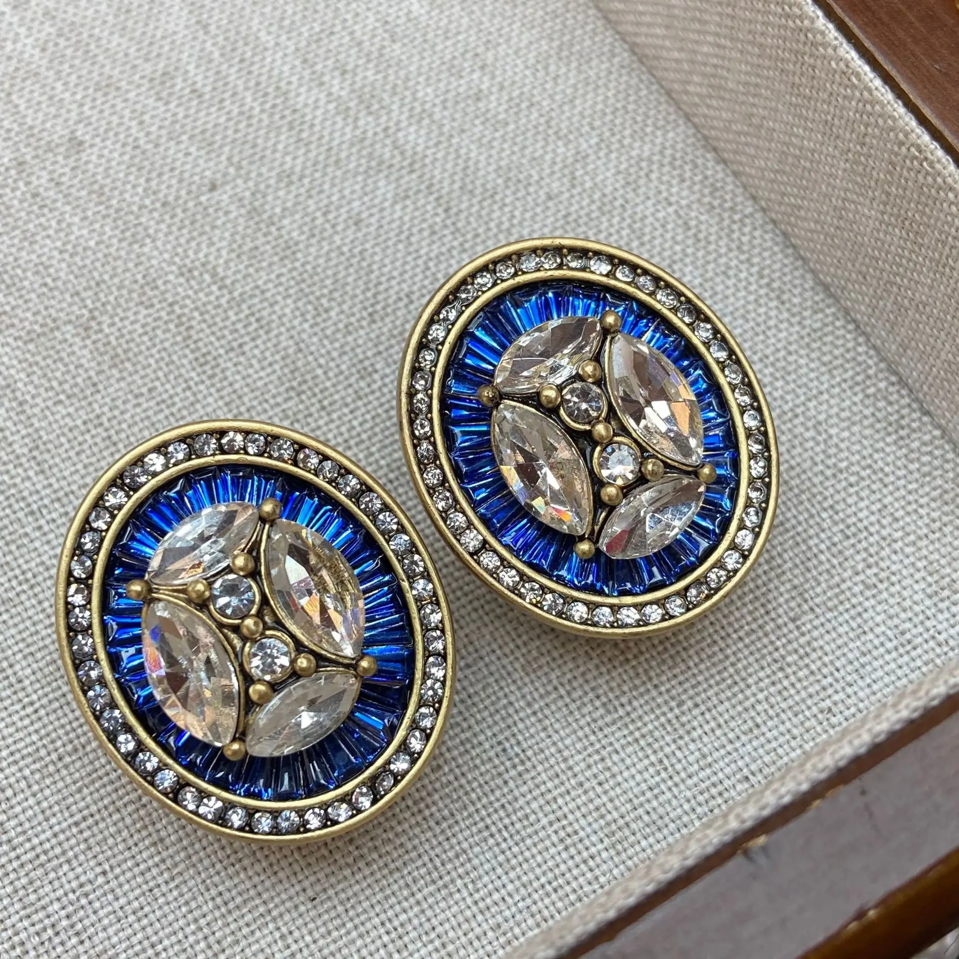 ​Royal Klein Blue Zircon Ladies' Oval Earrings for Women Geometry Retro Court Style Ear Accessories Ladies Jewelry Banquet Gifts