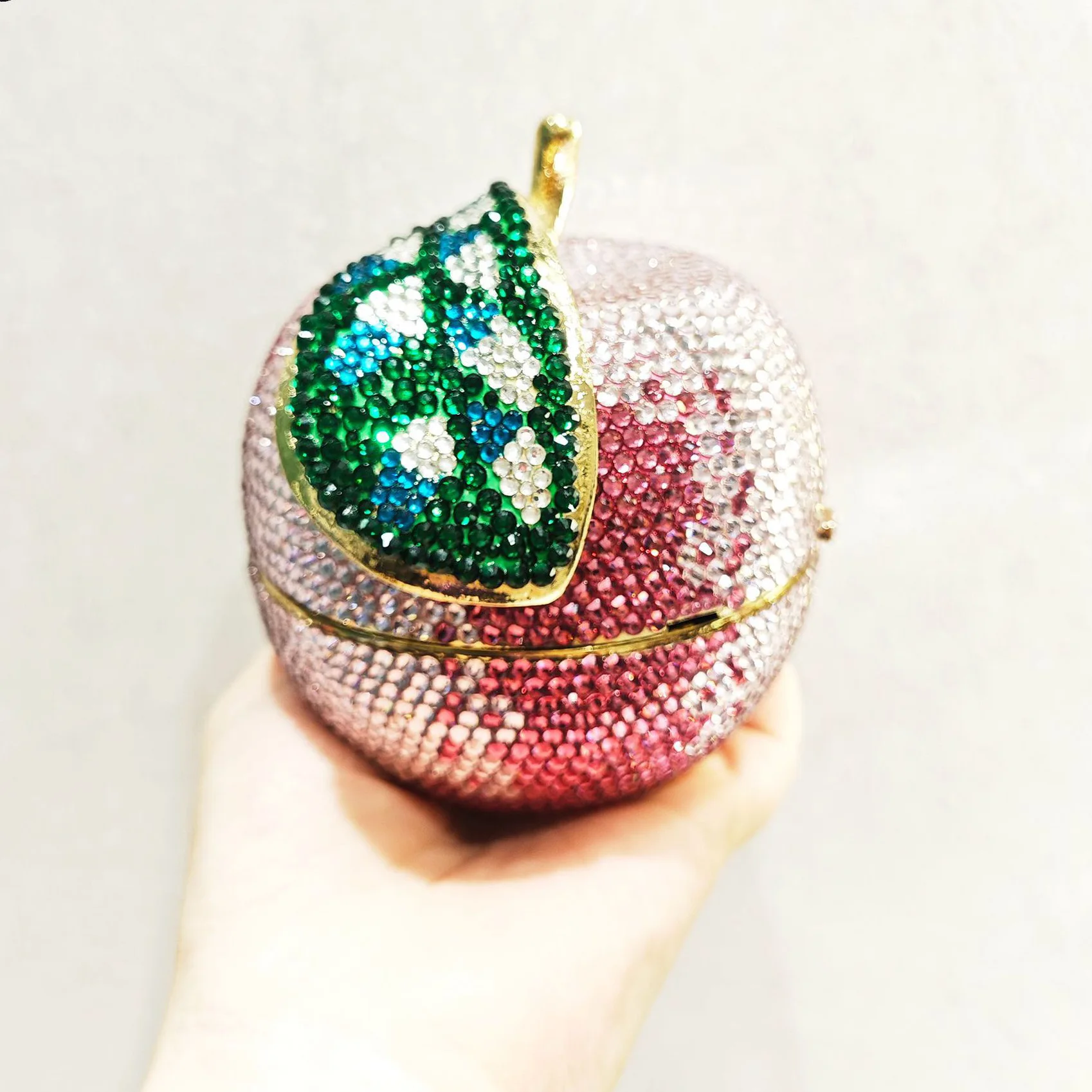 Jewelry  Apple Fruit Crystals Evening Clutch Bags Women Gems Shoulder Bags Bling Diamond Metal Clutch Purses Wedding Party Purse