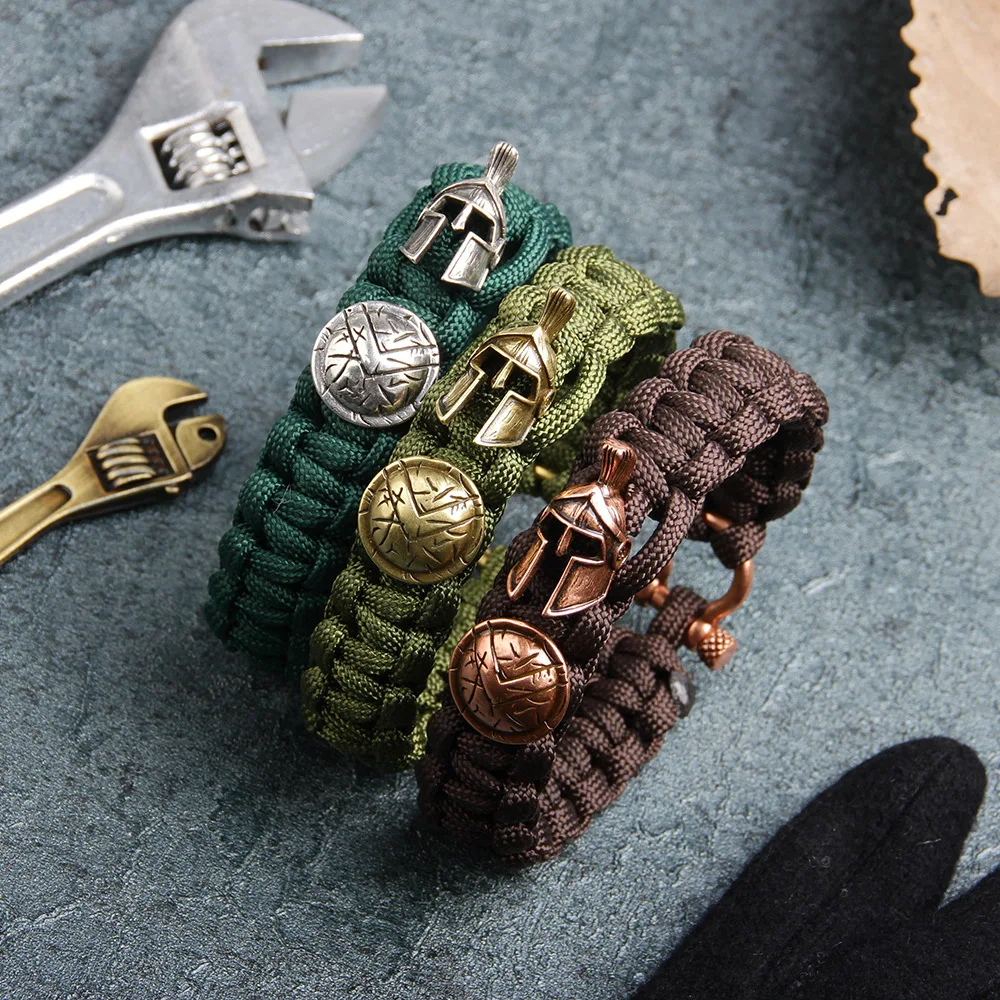 

Brave Outdoor Survival Bracelet Men's Spartan Helmet Umbrella Rope Bracelets Pulseira Masculina Skull nylon Bracelet