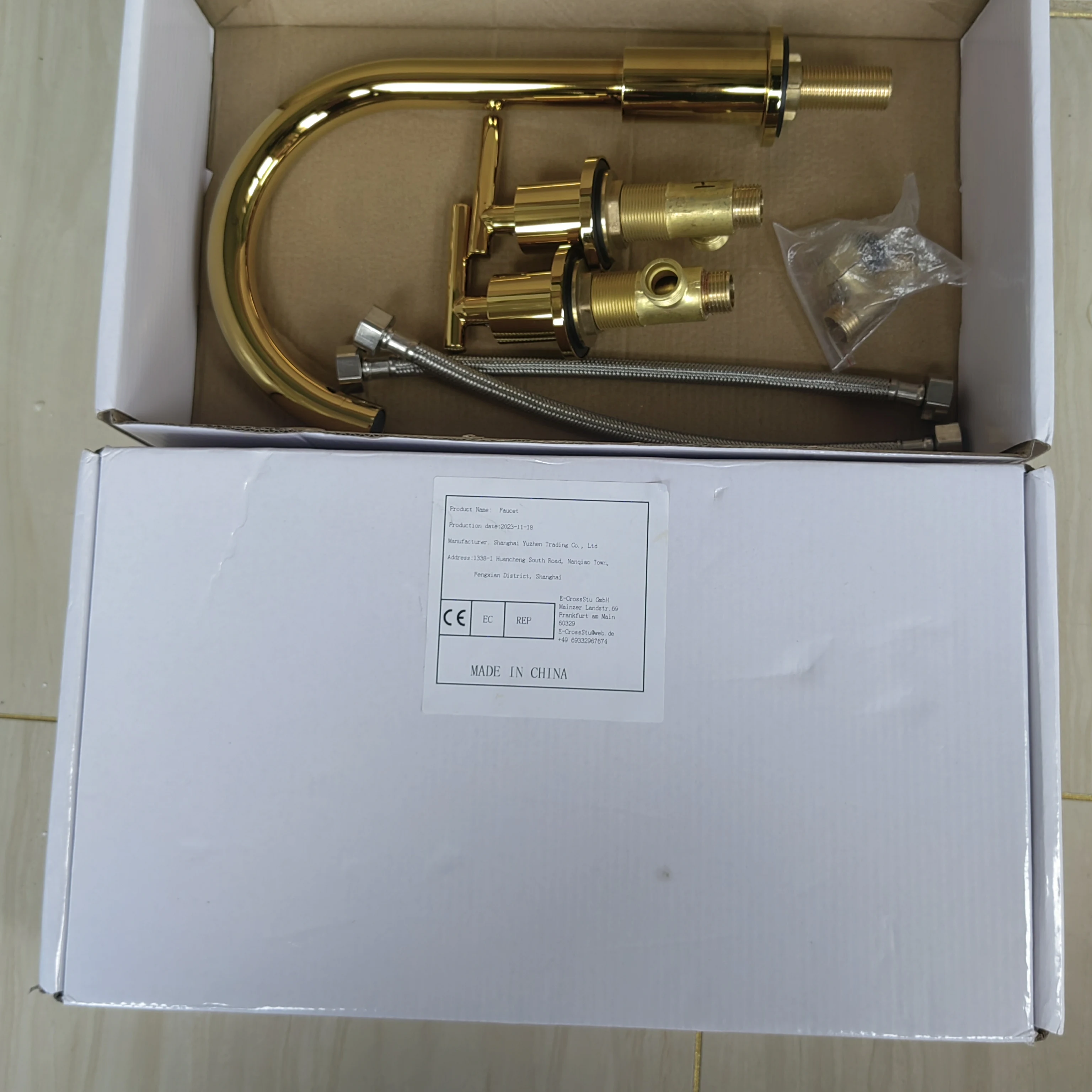 

Позолоченные латунные смесители для раковины Смесители для раковины в ванной комнате на палубе Смесители для горячей и холодной воды с двойной ручкой и 3 отверстиями