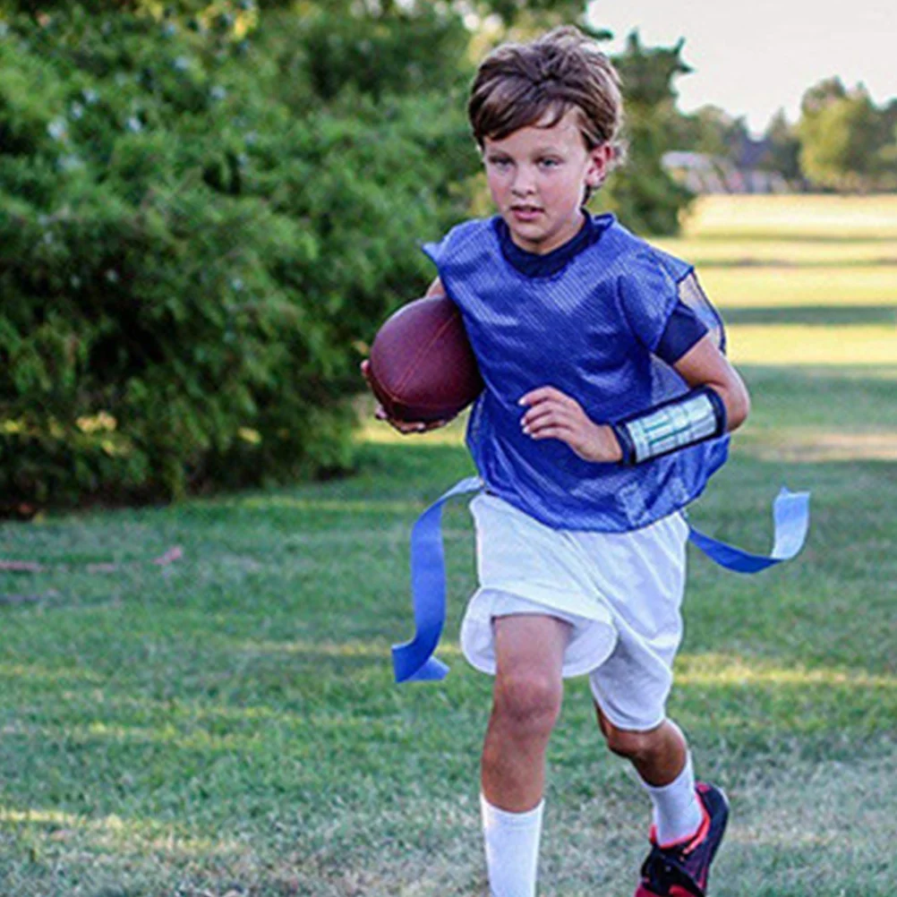 2 ชิ้นสายรัดข้อมือ Quarterback Play สายรัดข้อมือฟุตบอล Armband Playbook Turntable สายรัดข้อมือชุดสําหรับธงสคริปต์ Touch