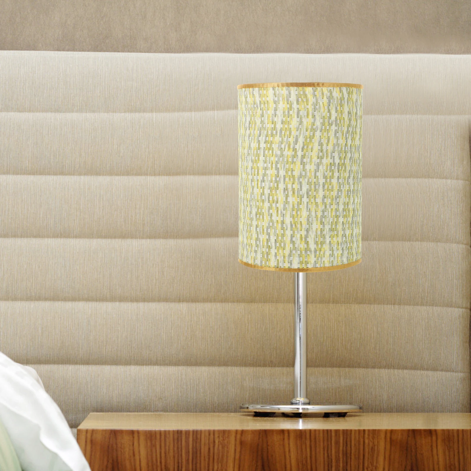 

Woven Lamp Shade Rustic Style Cloth Iron Material Durable Table Floor Lamps Soft Light Eye Catching Decor