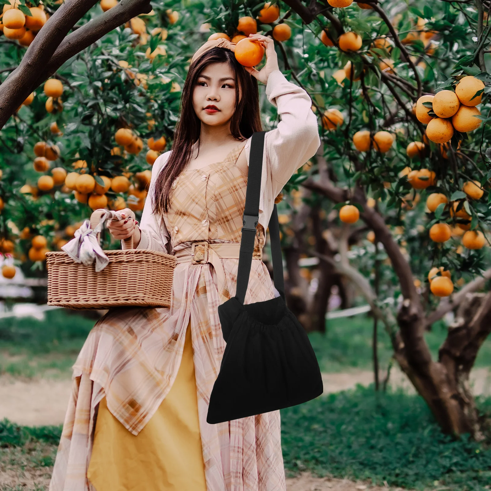 

Canvas Mushroom Gathering Bag Harvest Storage Pocket Apron Adjustable Strap for Garden Vegetable Fruit Picking Mushroom Foraging