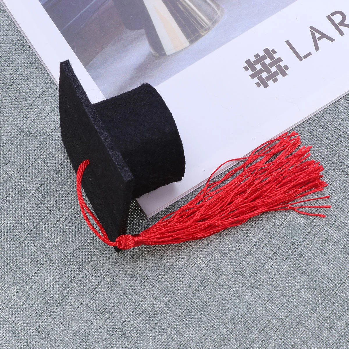 

Bottle Packaging Mini Doctorial Hat Gift Decoration Decorate Red Topper Table Decorations Tassel Cap